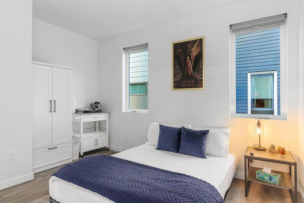 Studio Apartment - Photo 11