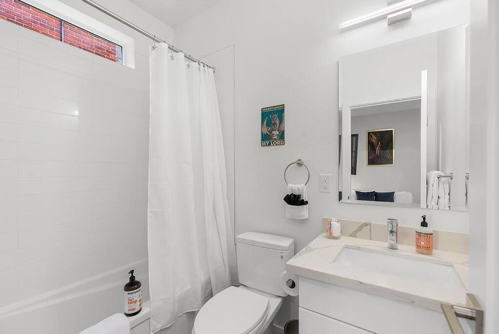 Studio Apartment - Photo 3