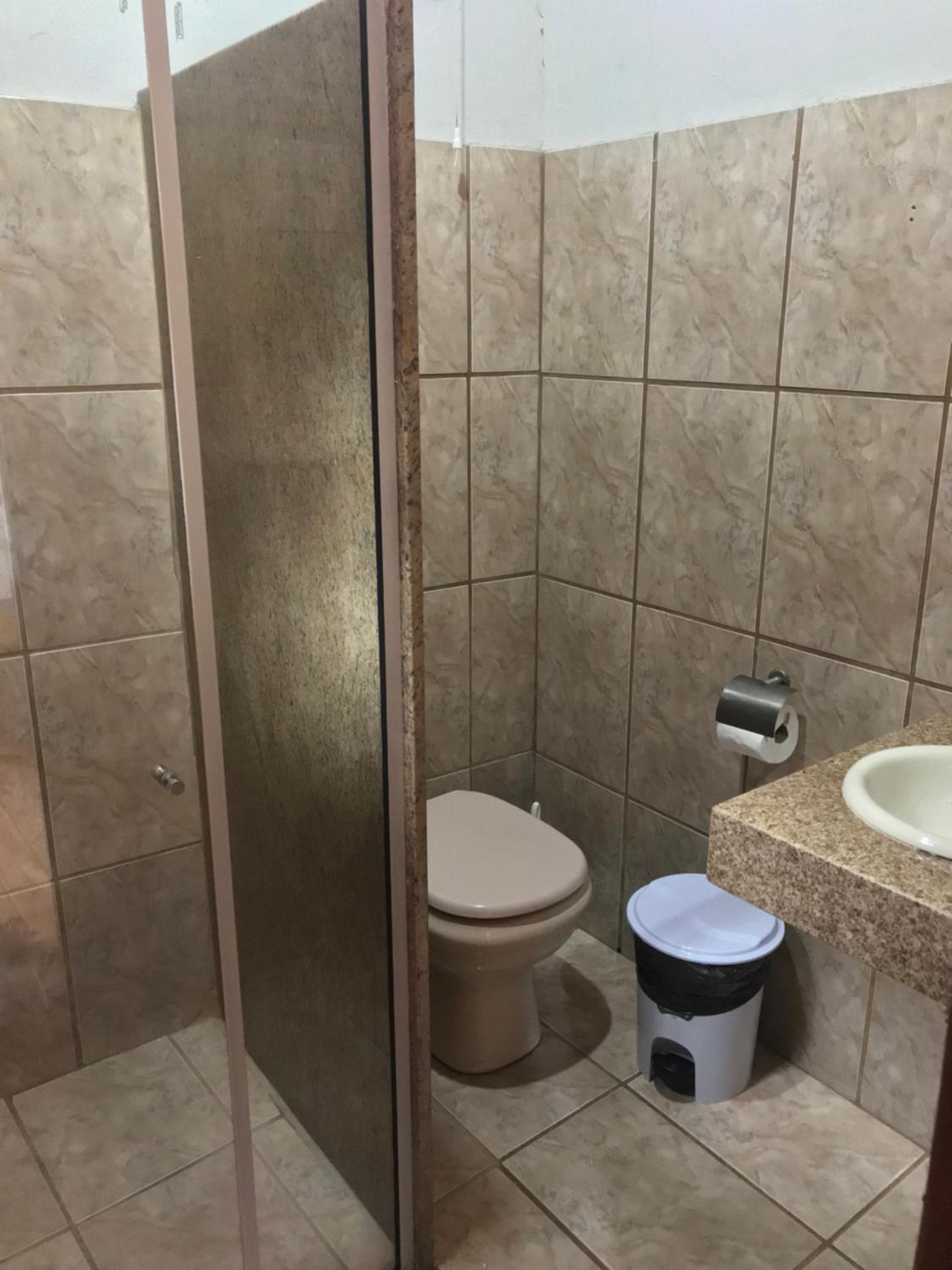Basic Triple Room - Photo 12