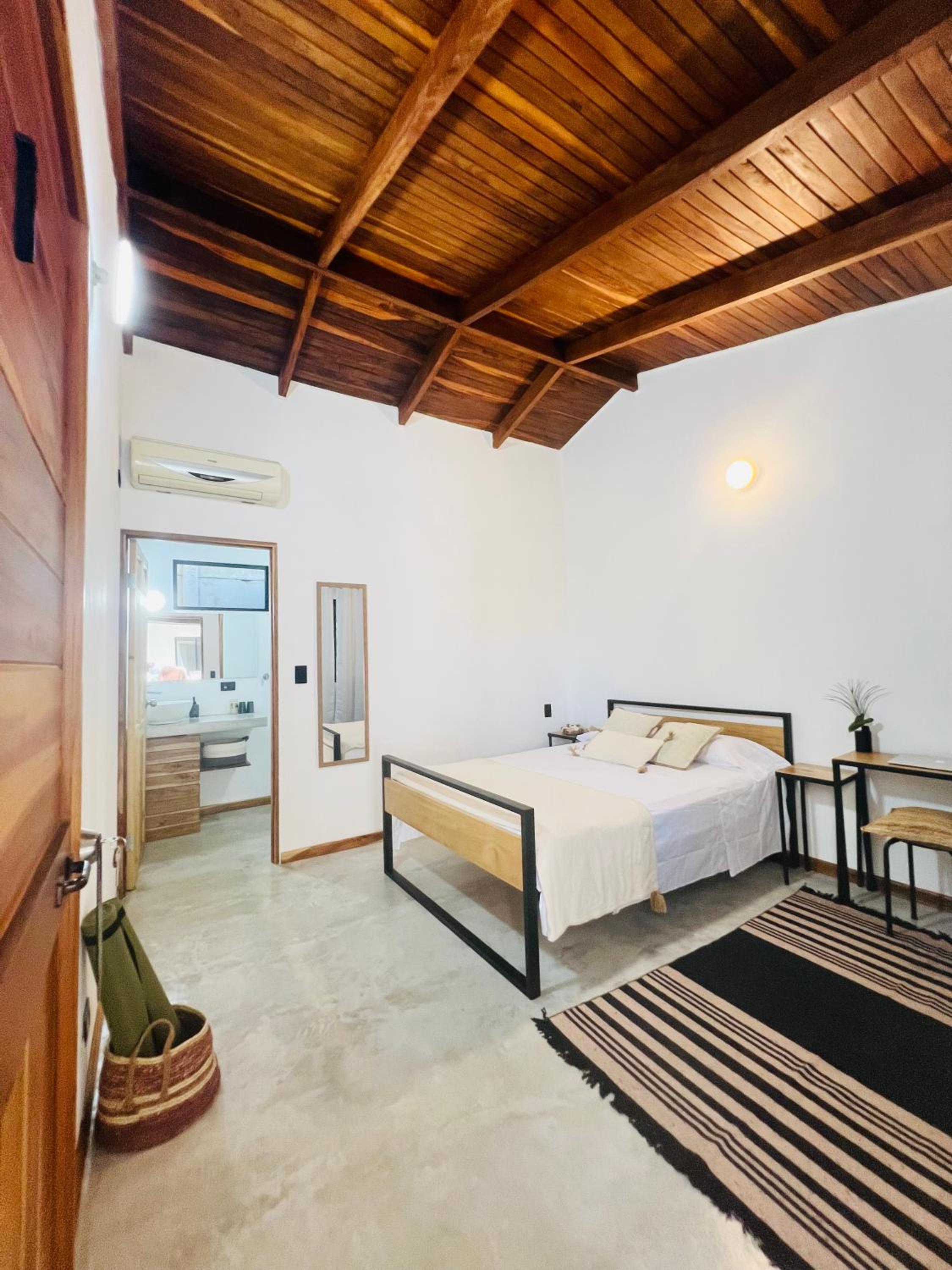Double Room with Private Bathroom photo 3