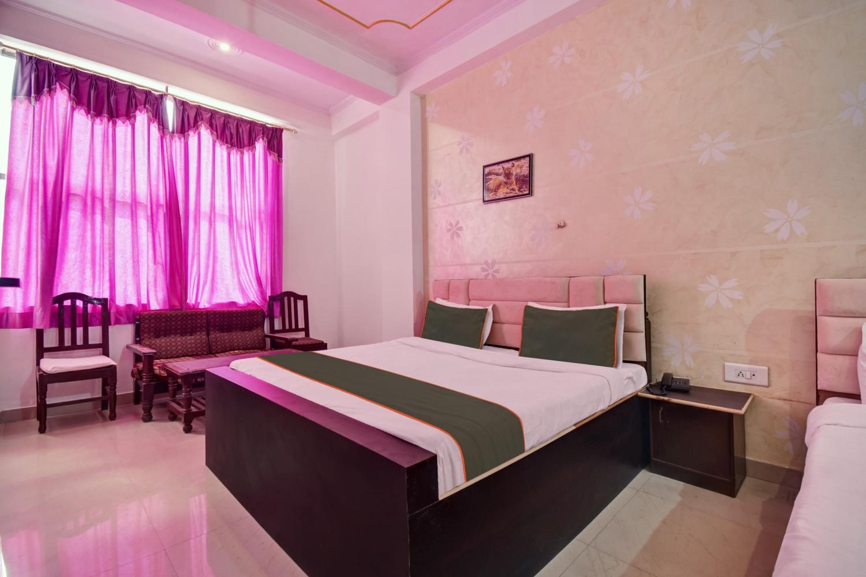 Deluxe Triple Room photo 2