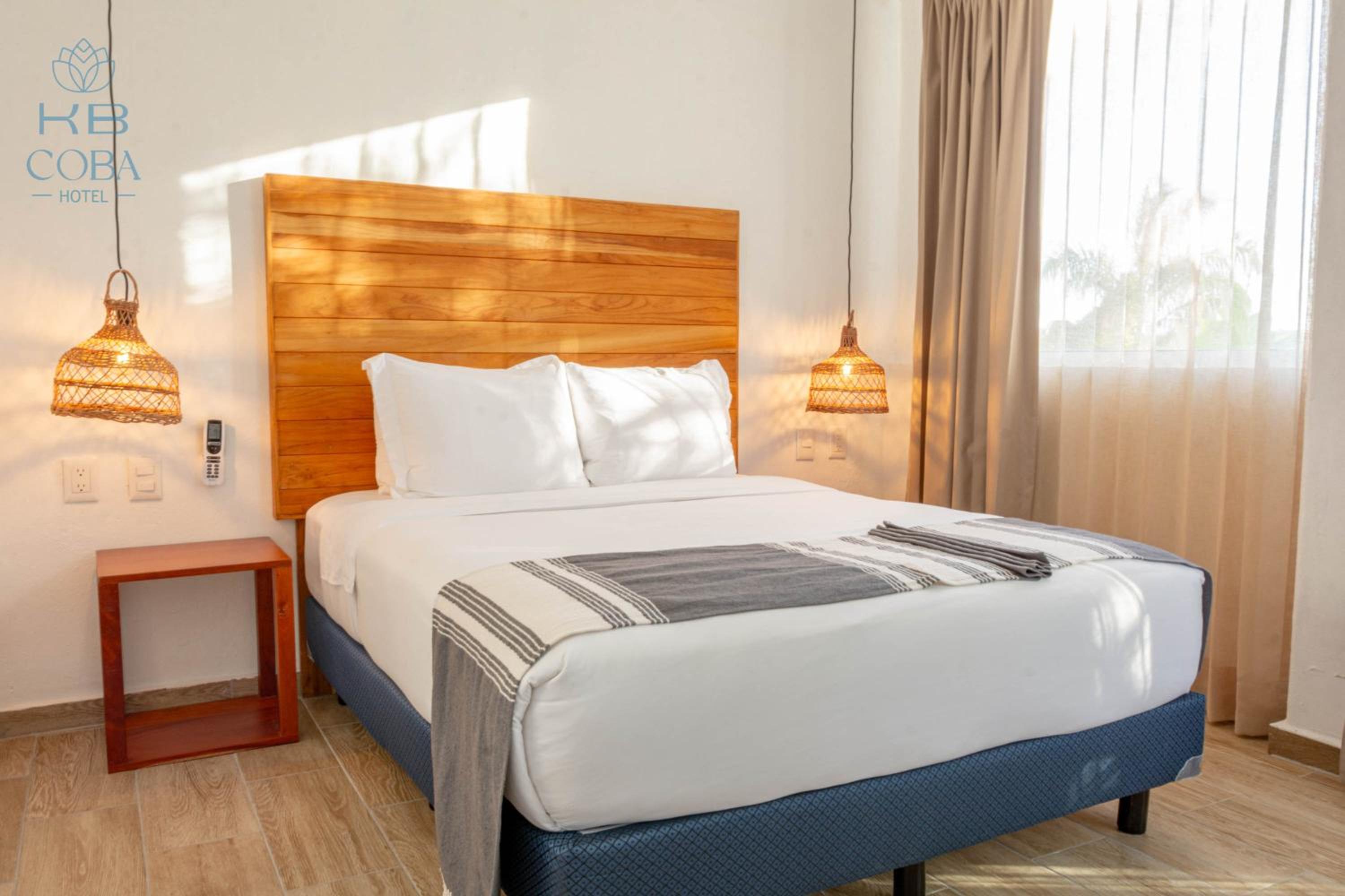 Junior Suite with Canal View - Photo 1