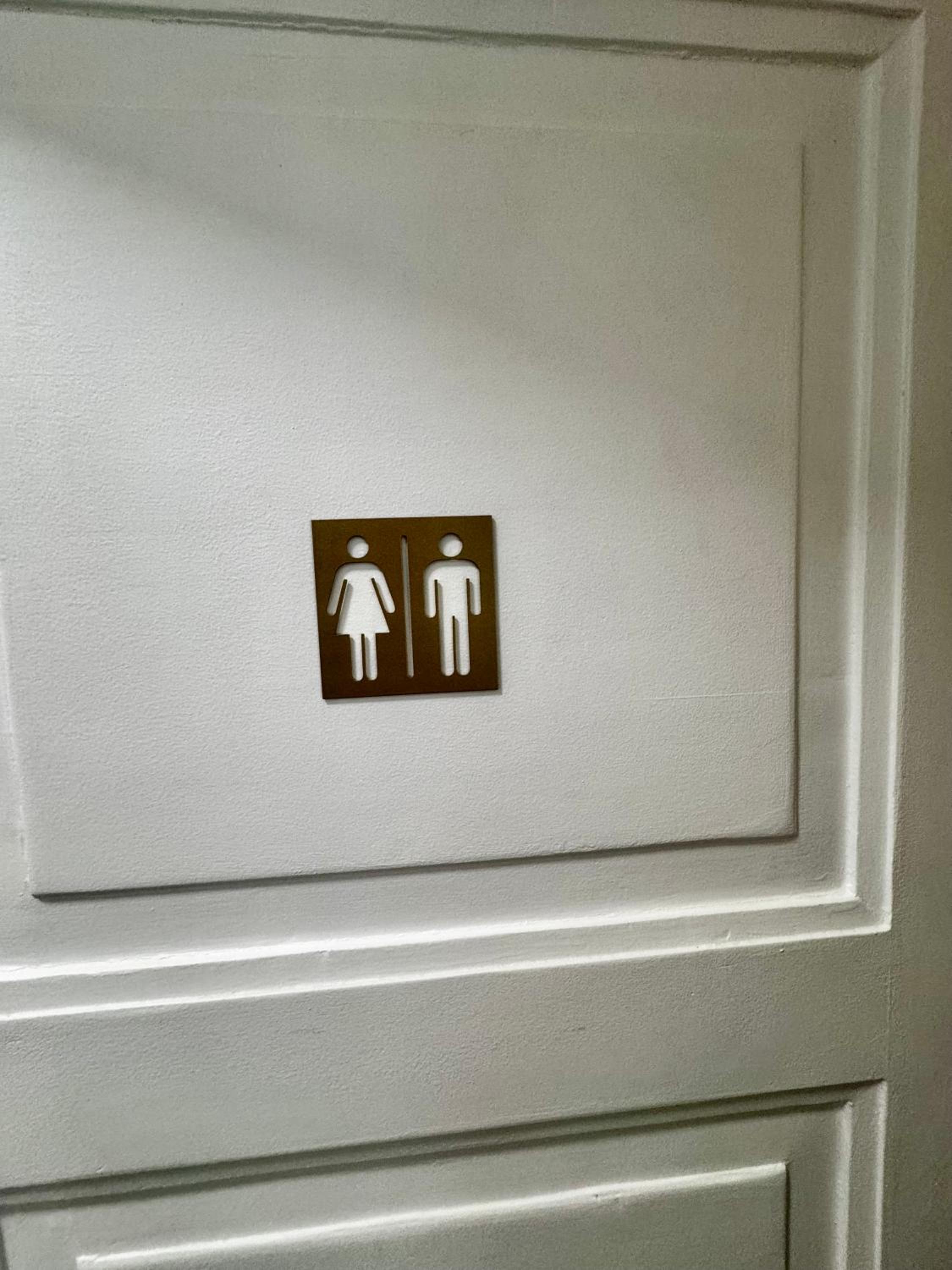 Double Room with Shared Bathroom photo 2