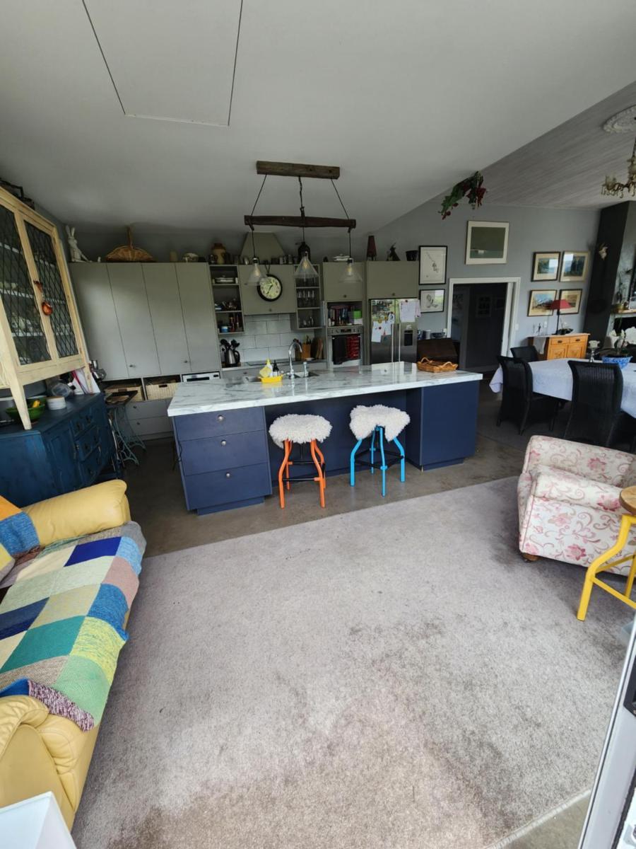 Three-Bedroom Villa photo 2