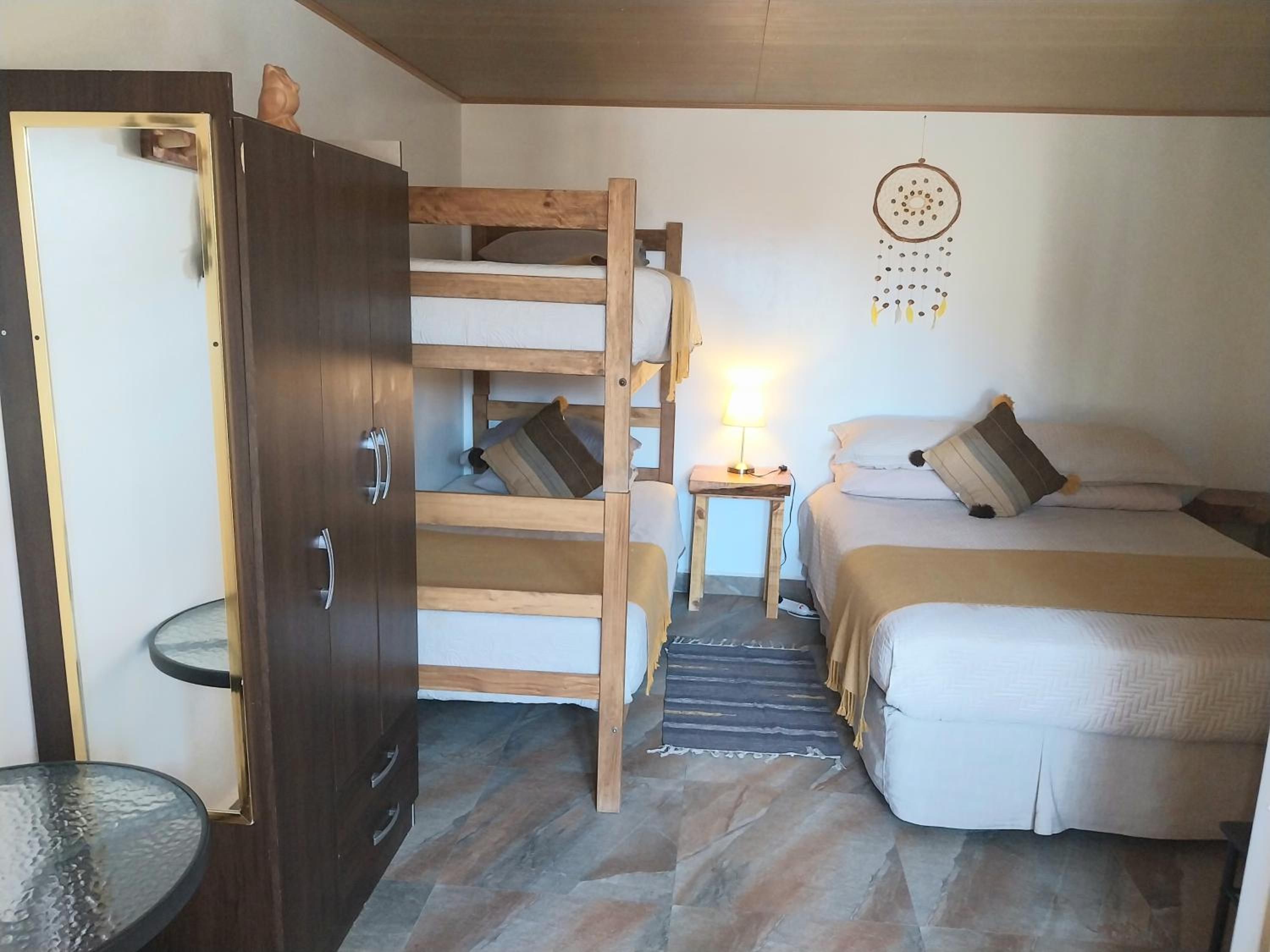 Triple Room with Private Bathroom photo 1