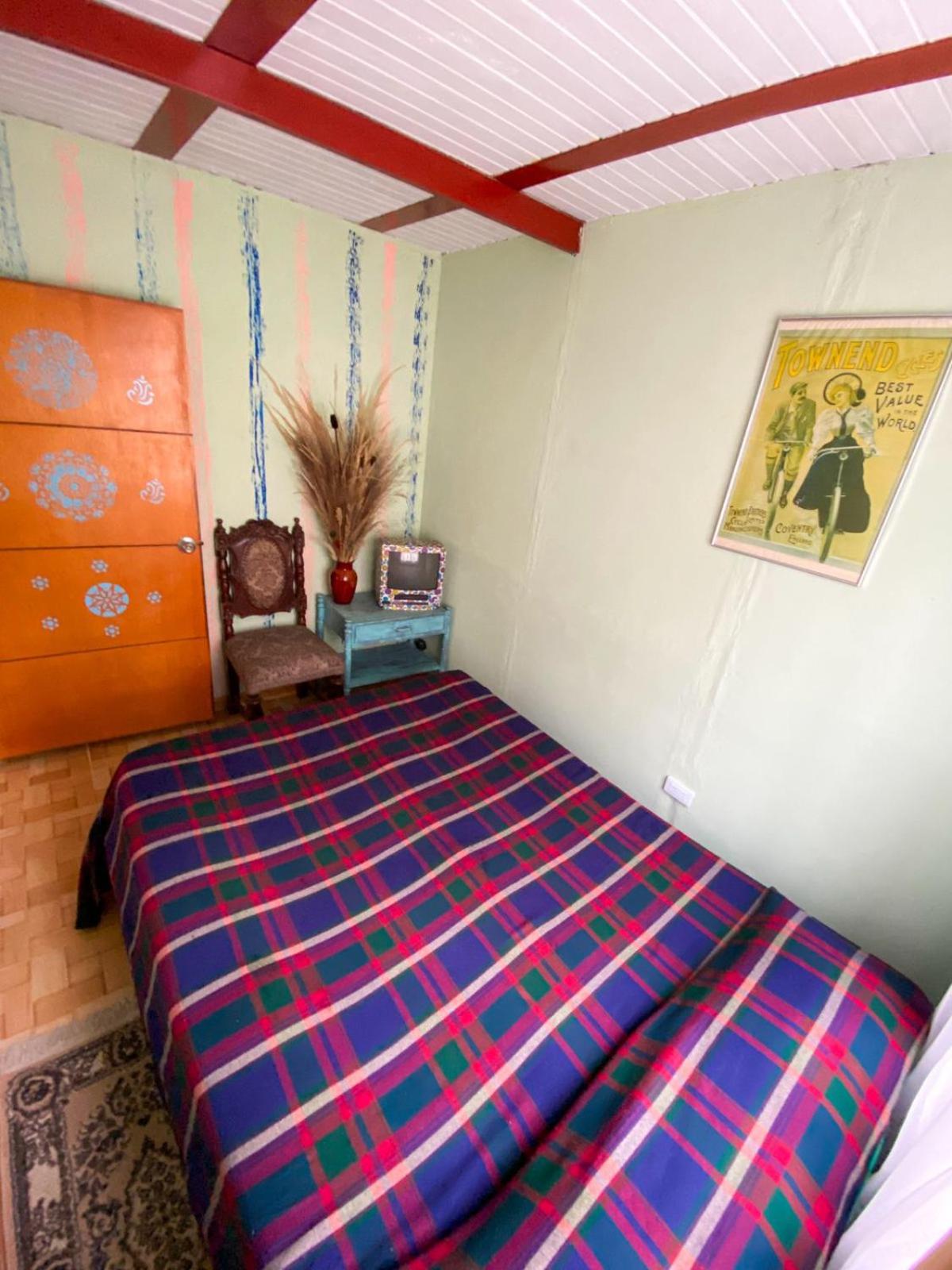 Large Single Room photo 3