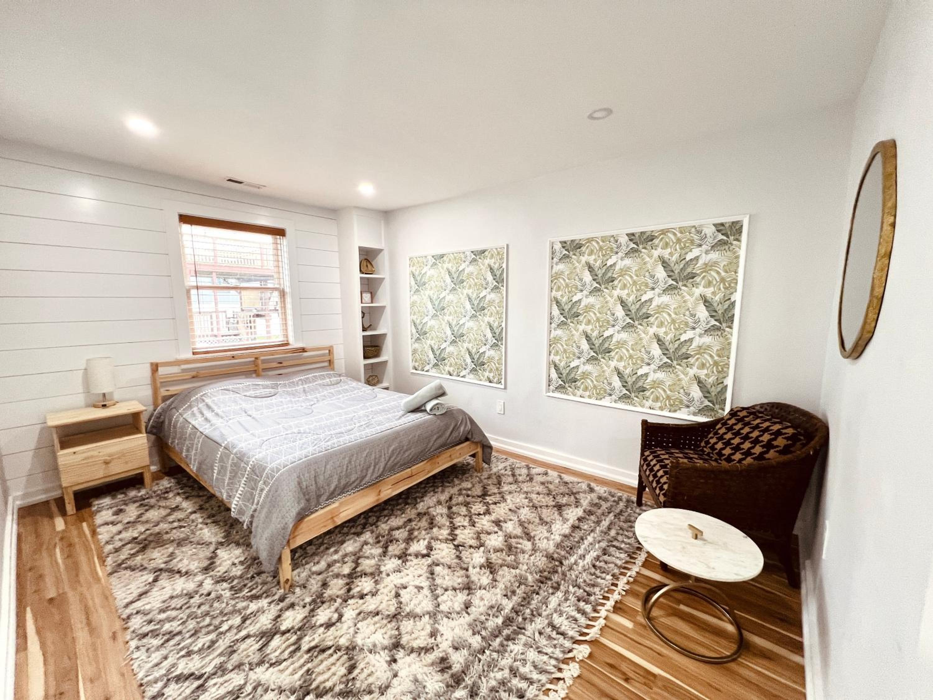 Three-Bedroom House photo 3