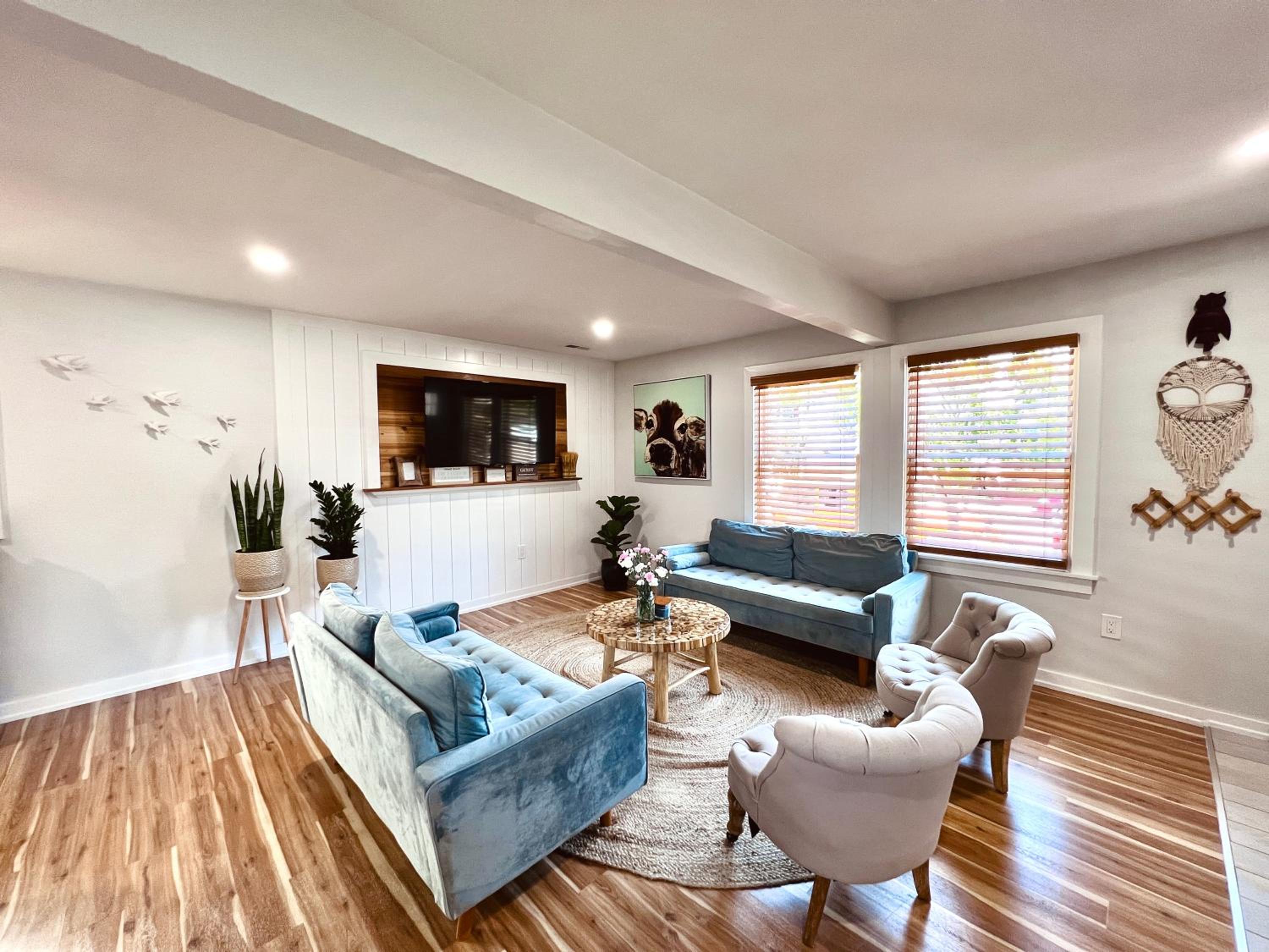 Three-Bedroom House photo 1