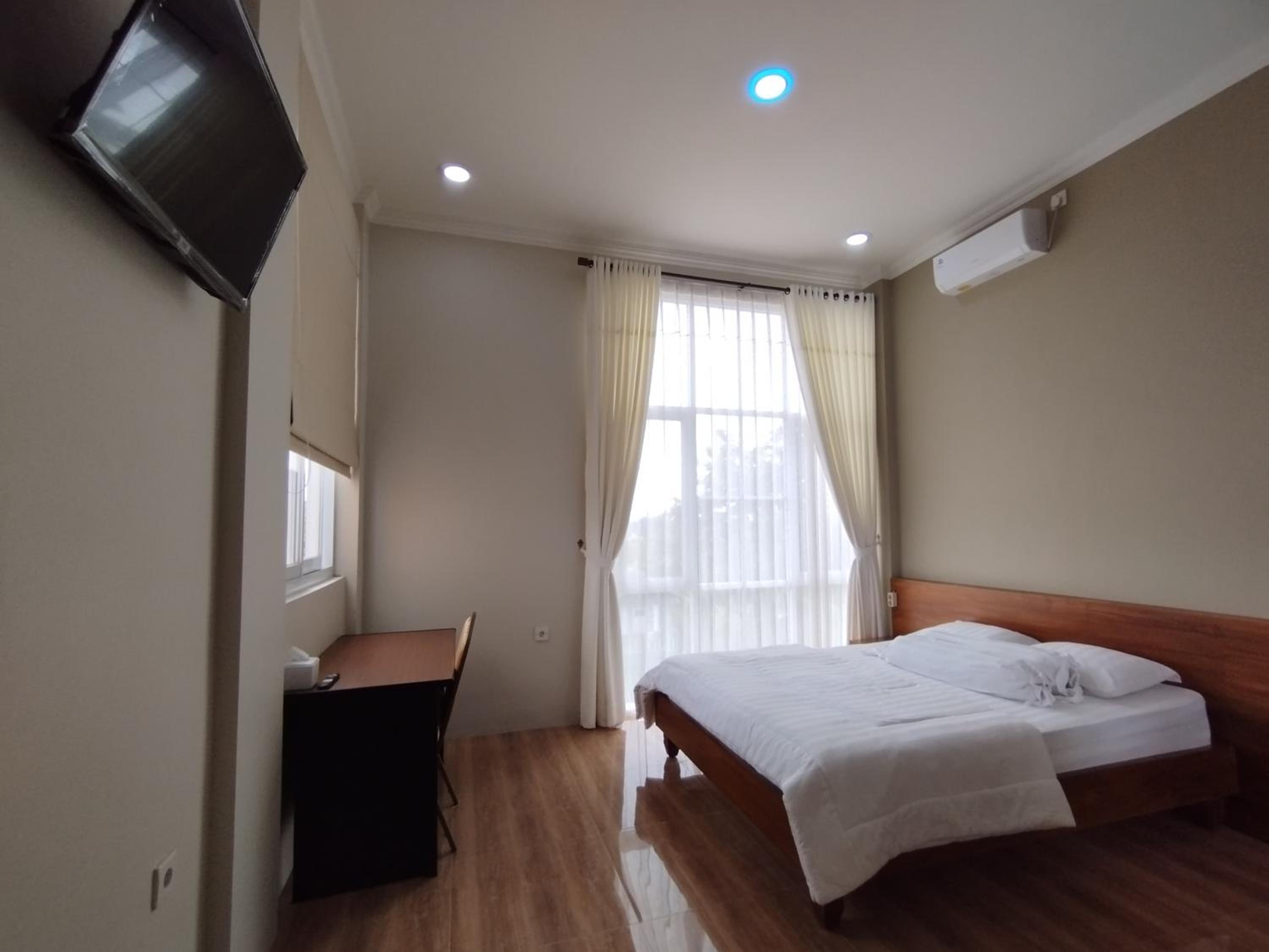 Superior Queen Room