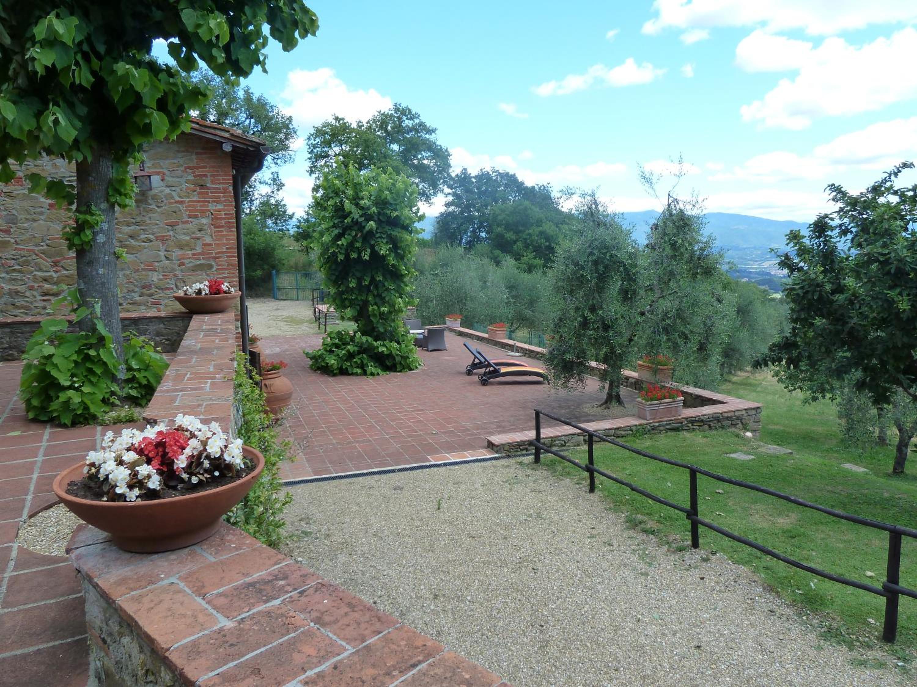 Four-Bedroom Villa (8 Adults) photo 2