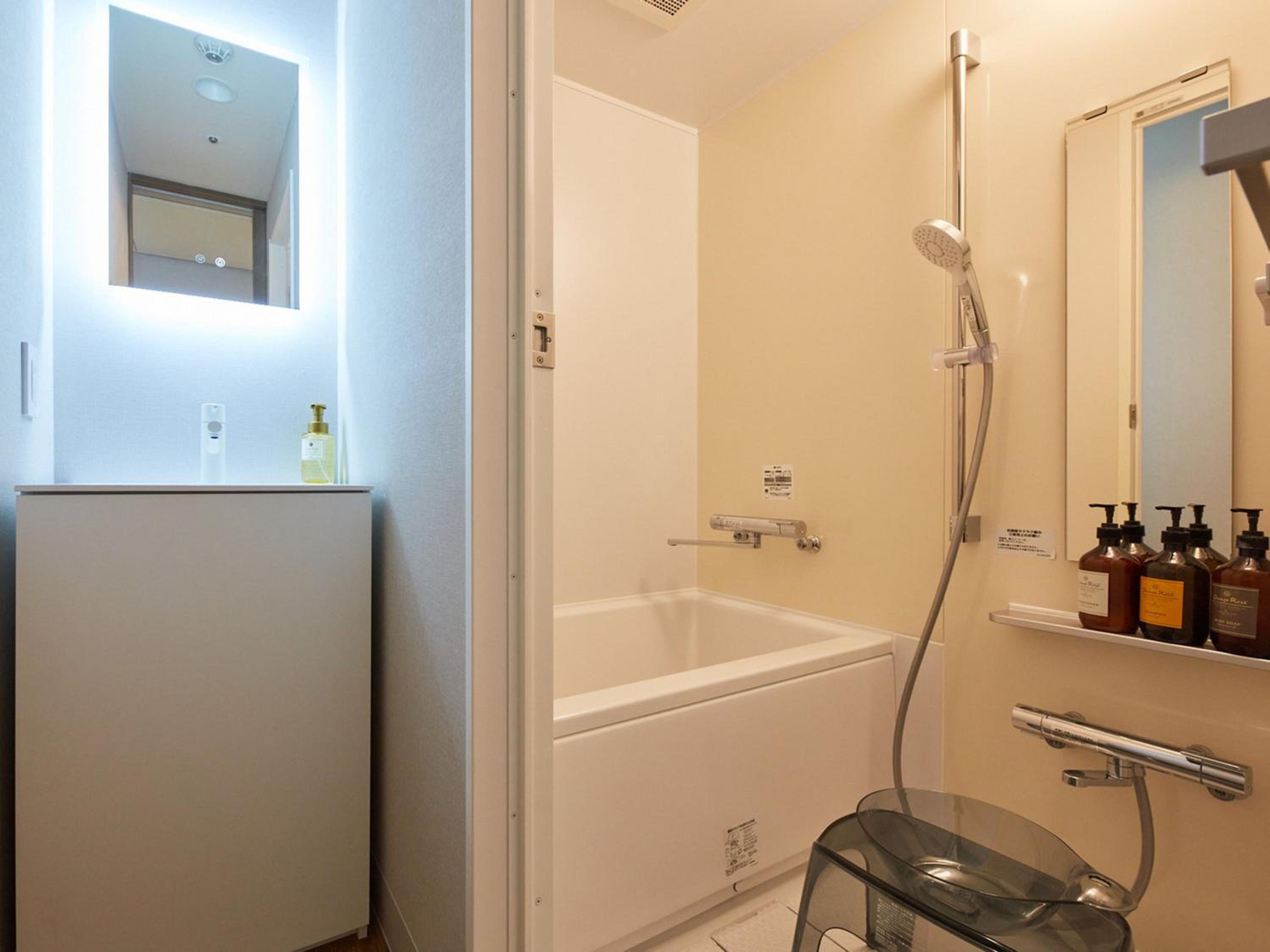 One-Bedroom Deluxe Apartment photo 3