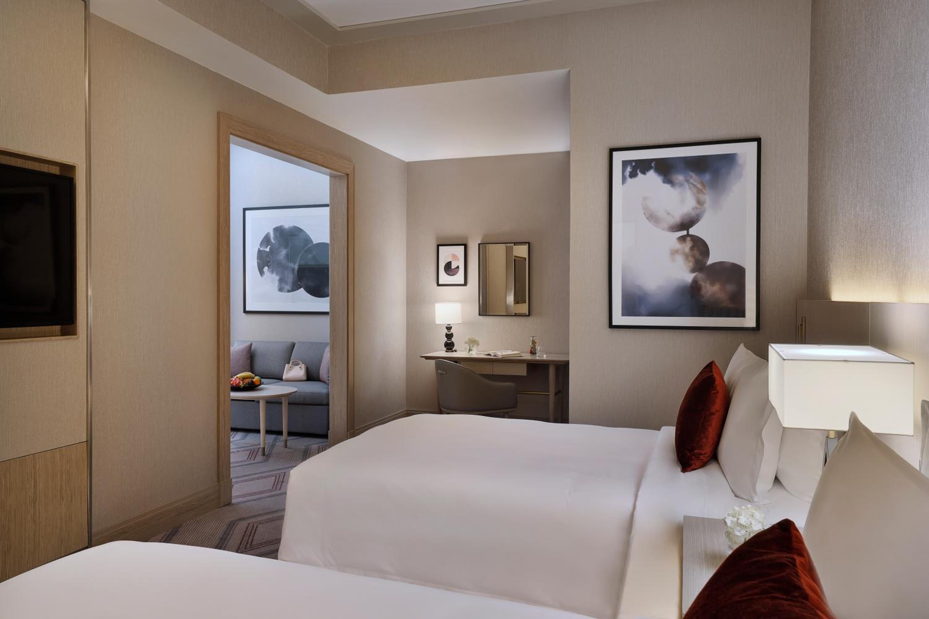 Junior Suite City View