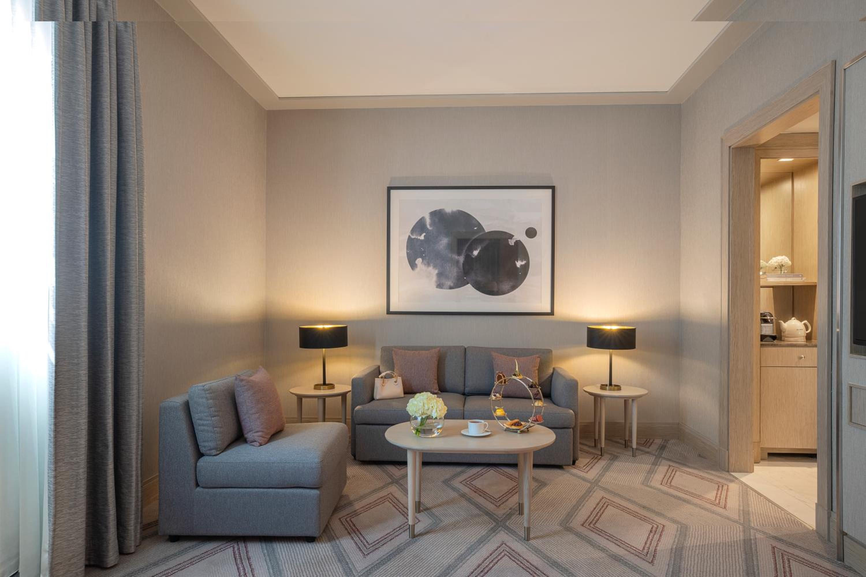 One Bedroom Suite City View