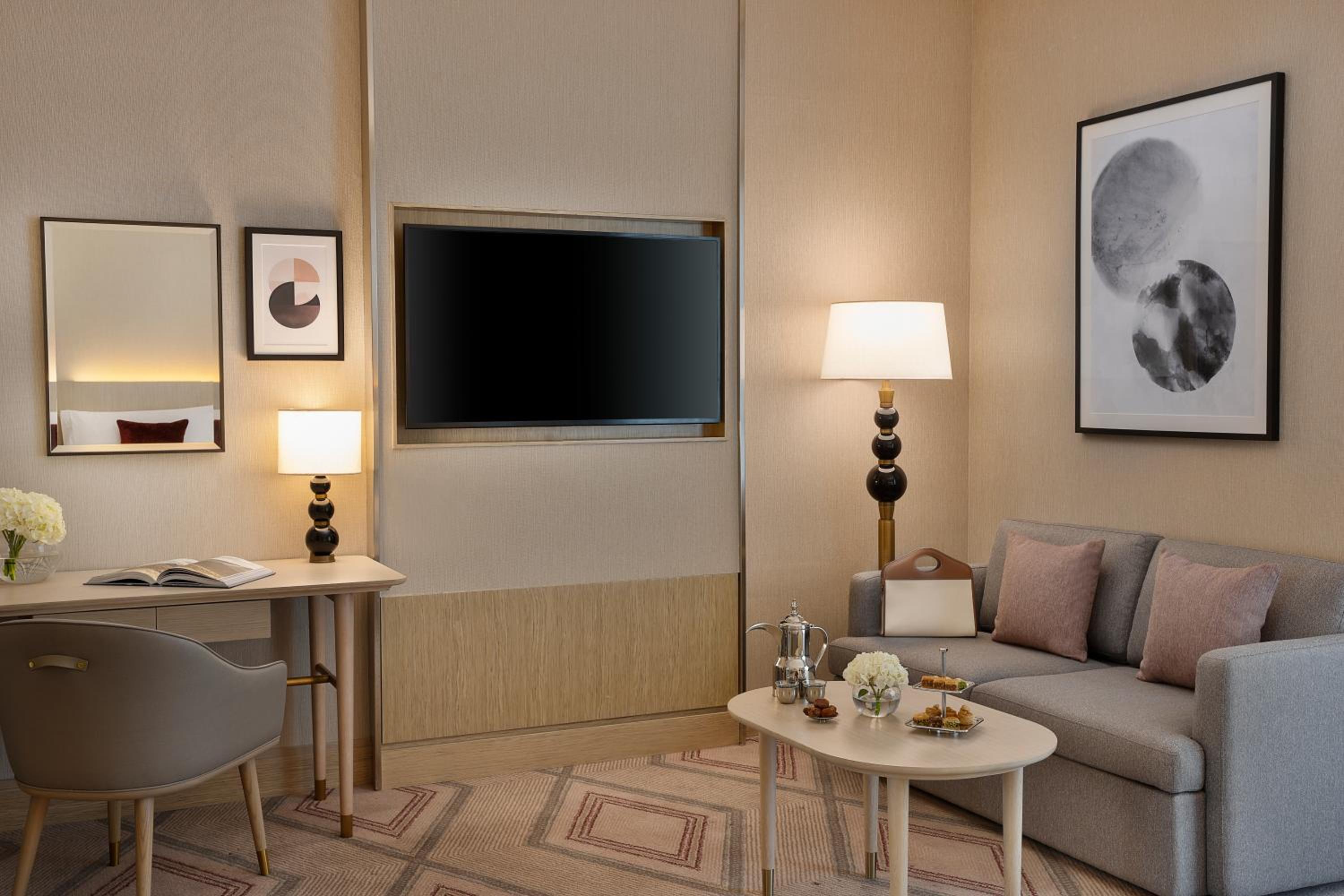 Junior Suite Partial Haram View