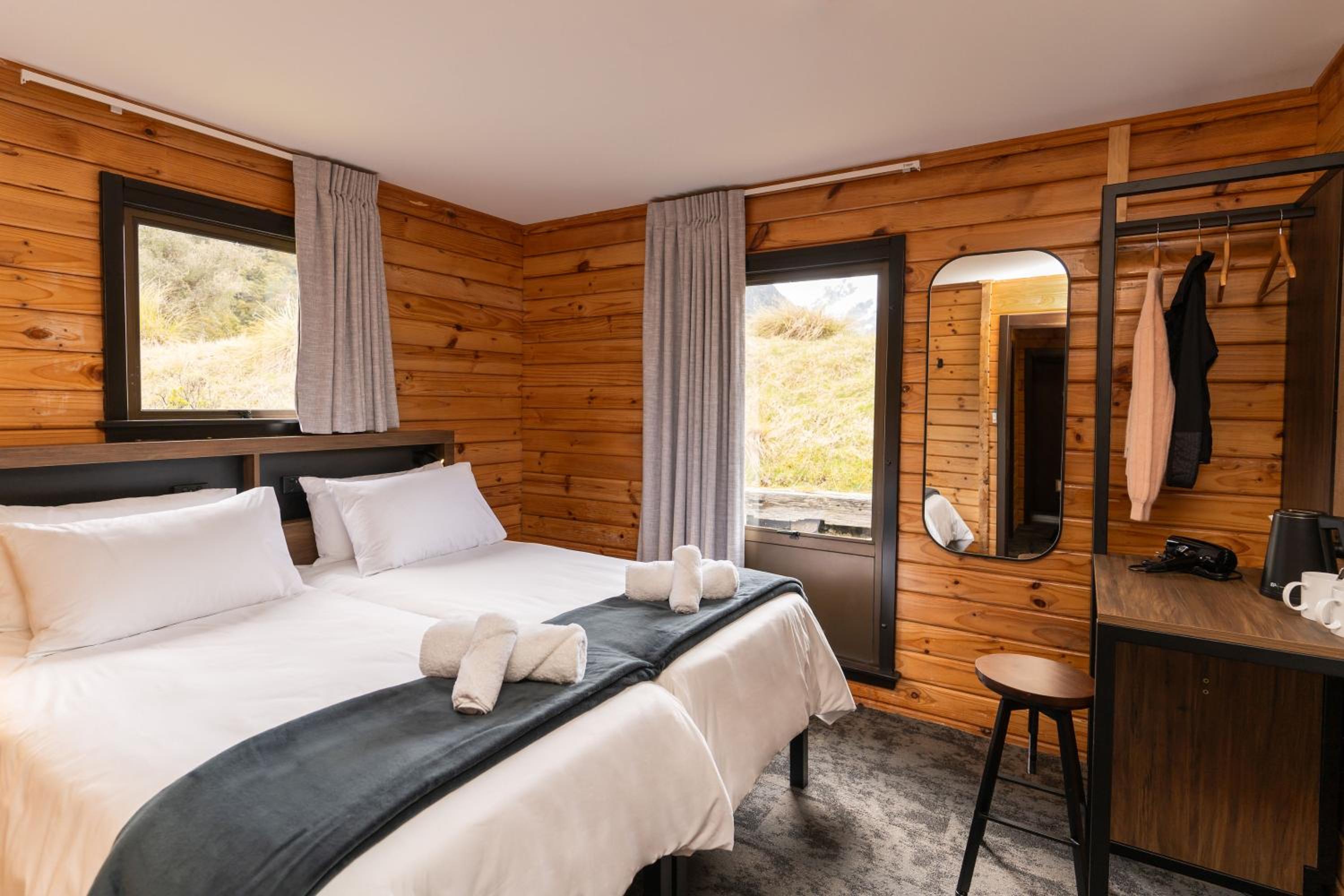 Twin Room with Shared Bathroom