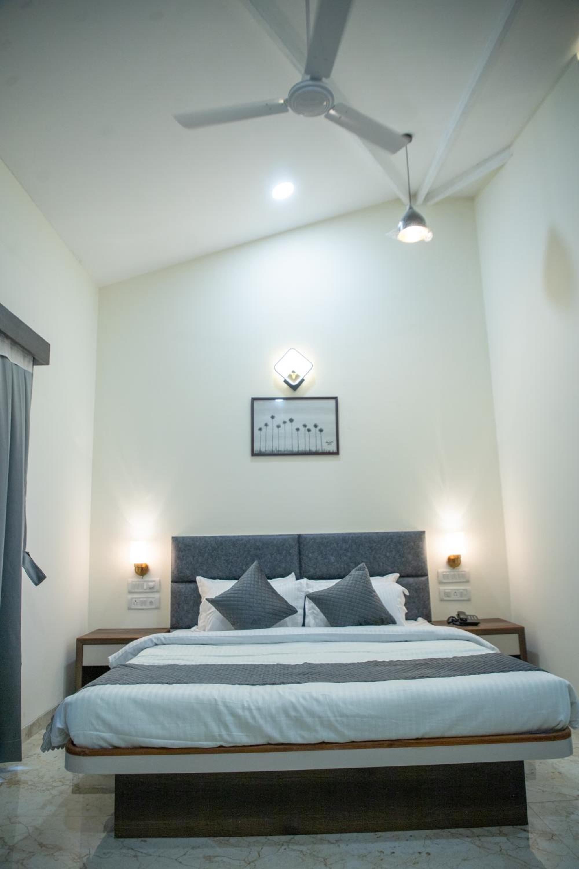 Deluxe Double Room photo 2
