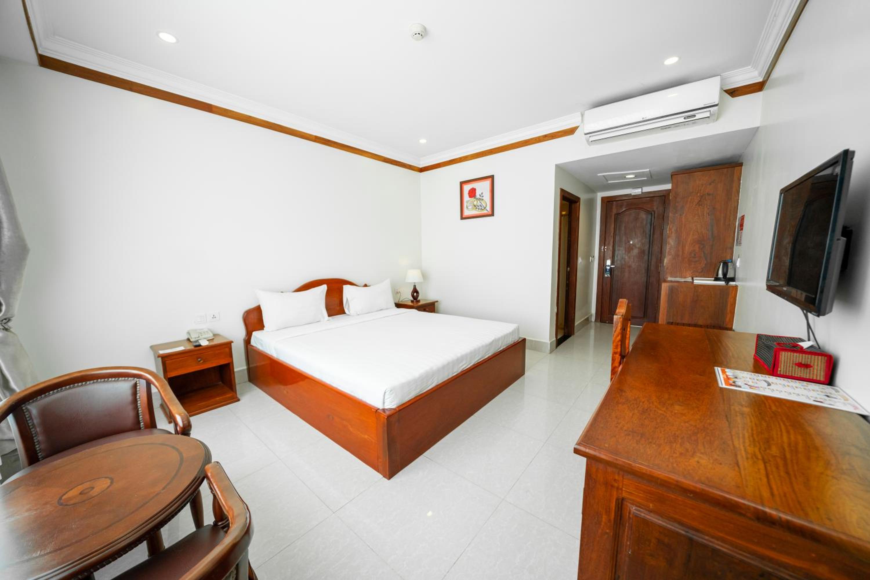 Standard Double Room - Photo 4