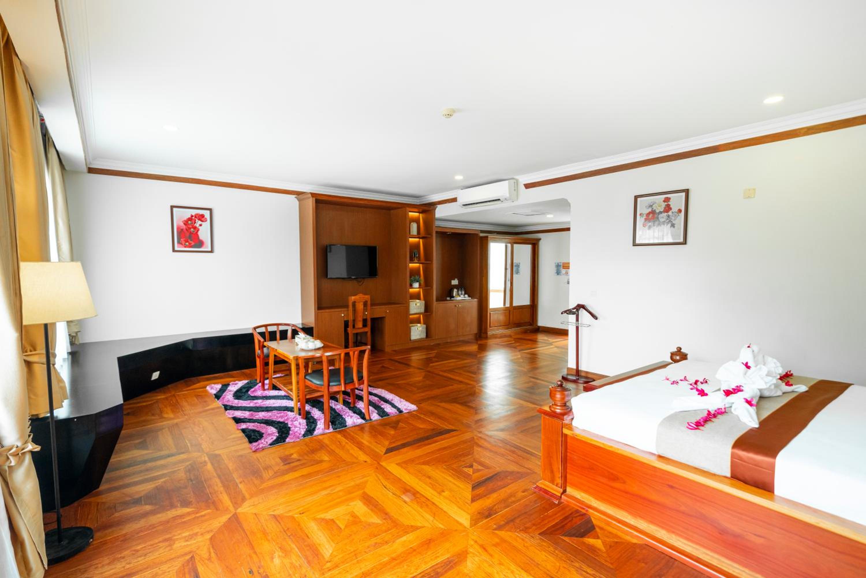Superior Suite Double - Photo 12