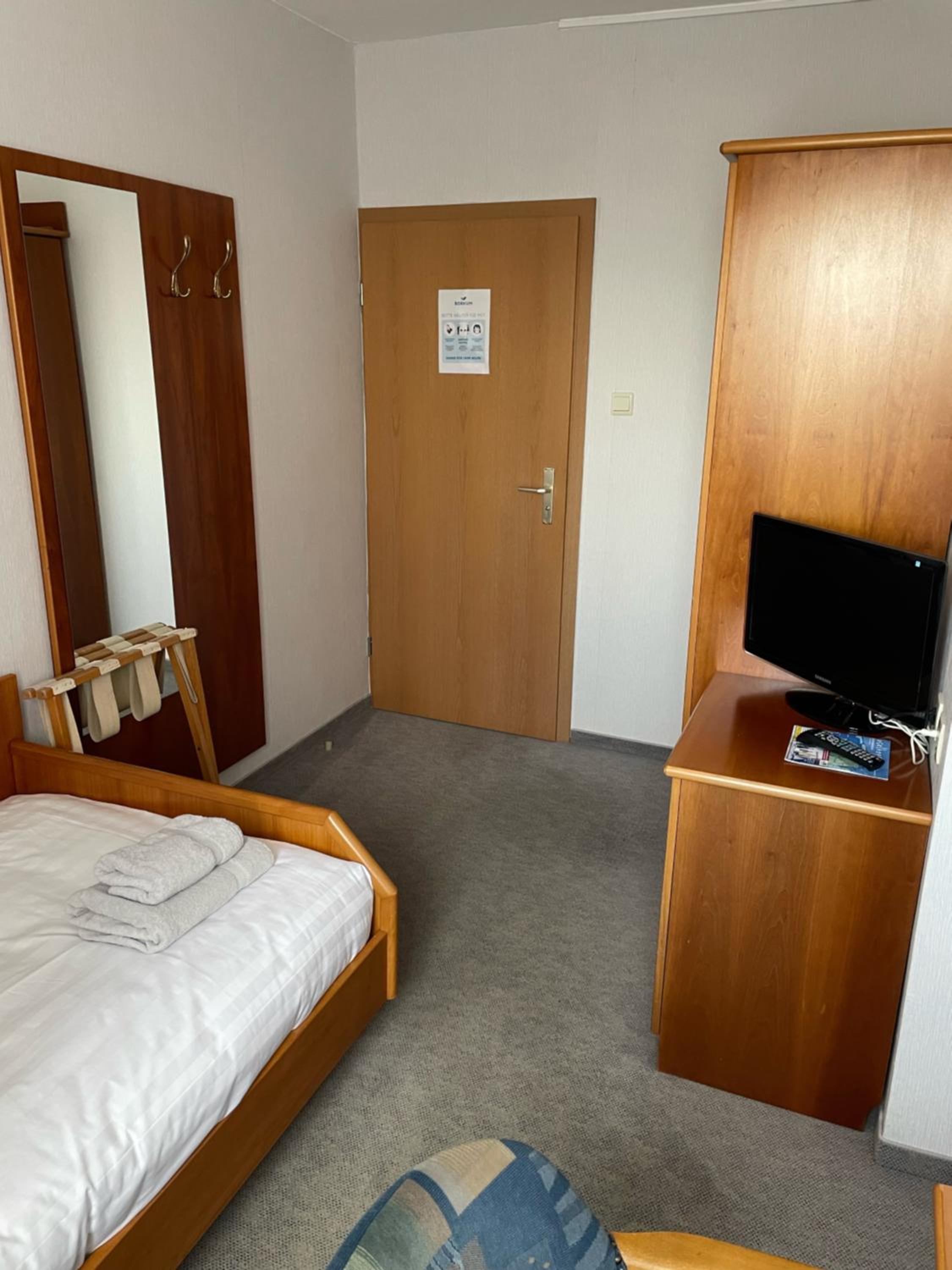 Single Room photo 3