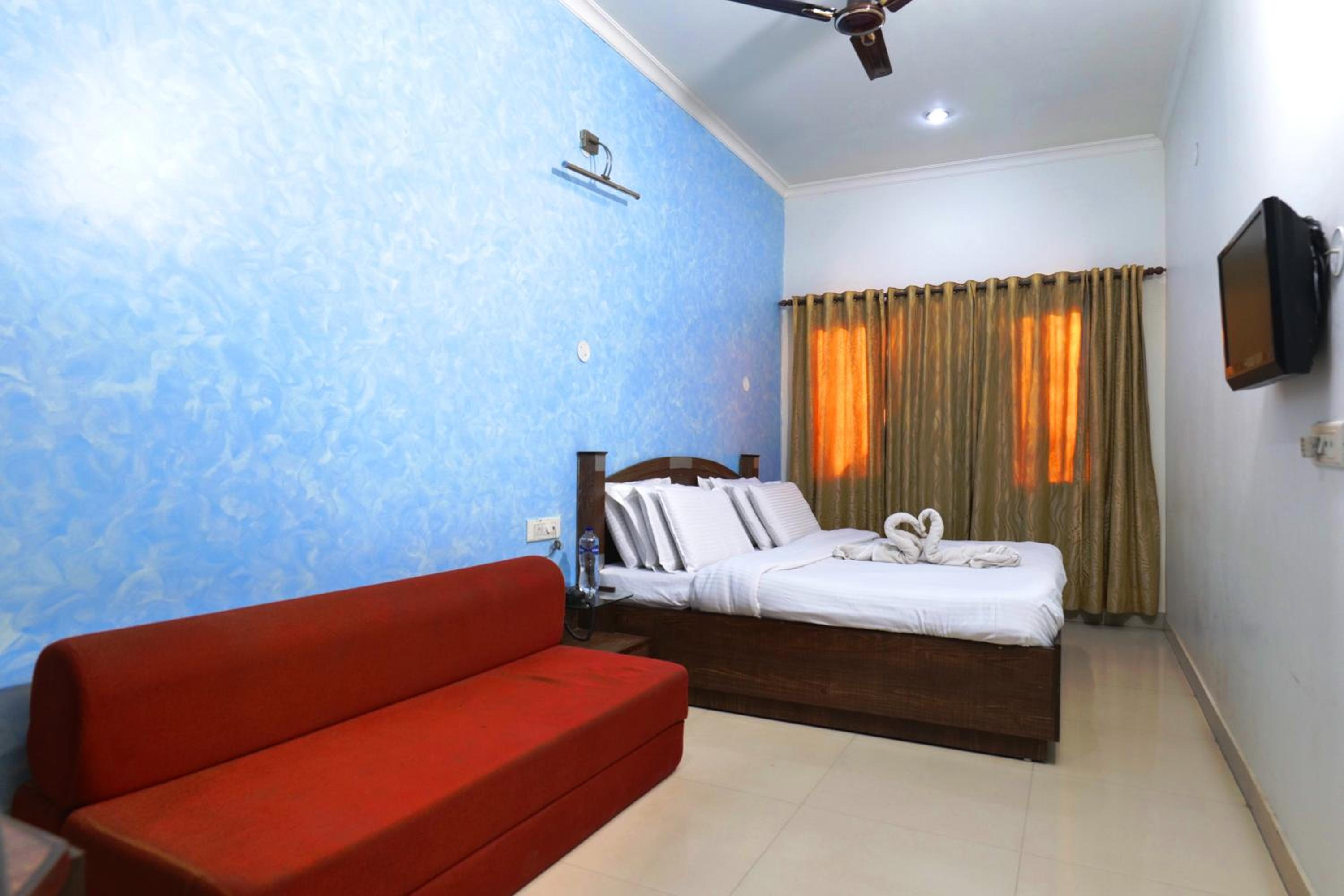 Deluxe Family Room photo 1