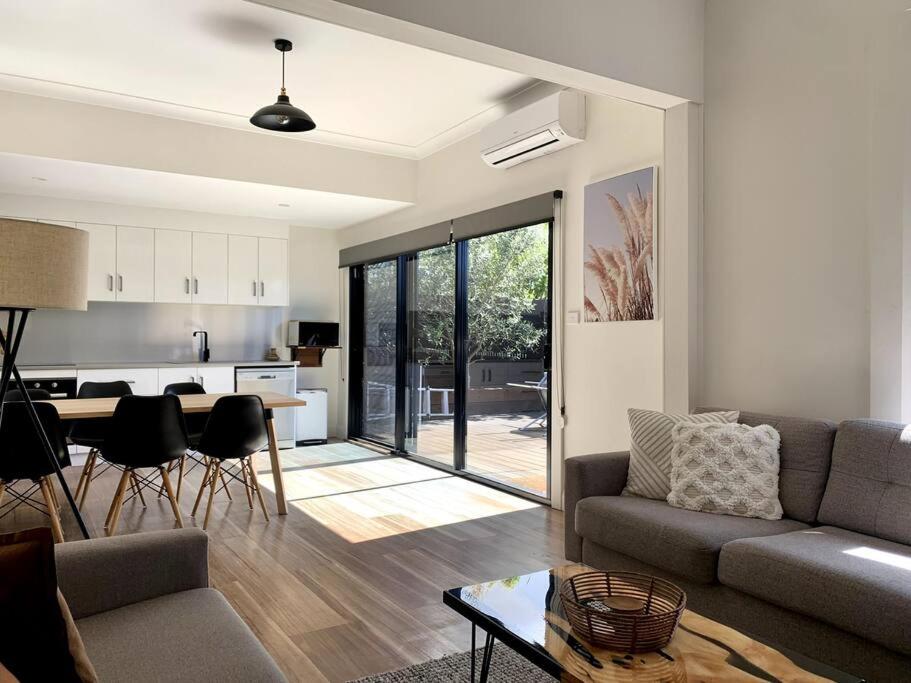 Three-Bedroom House photo 1