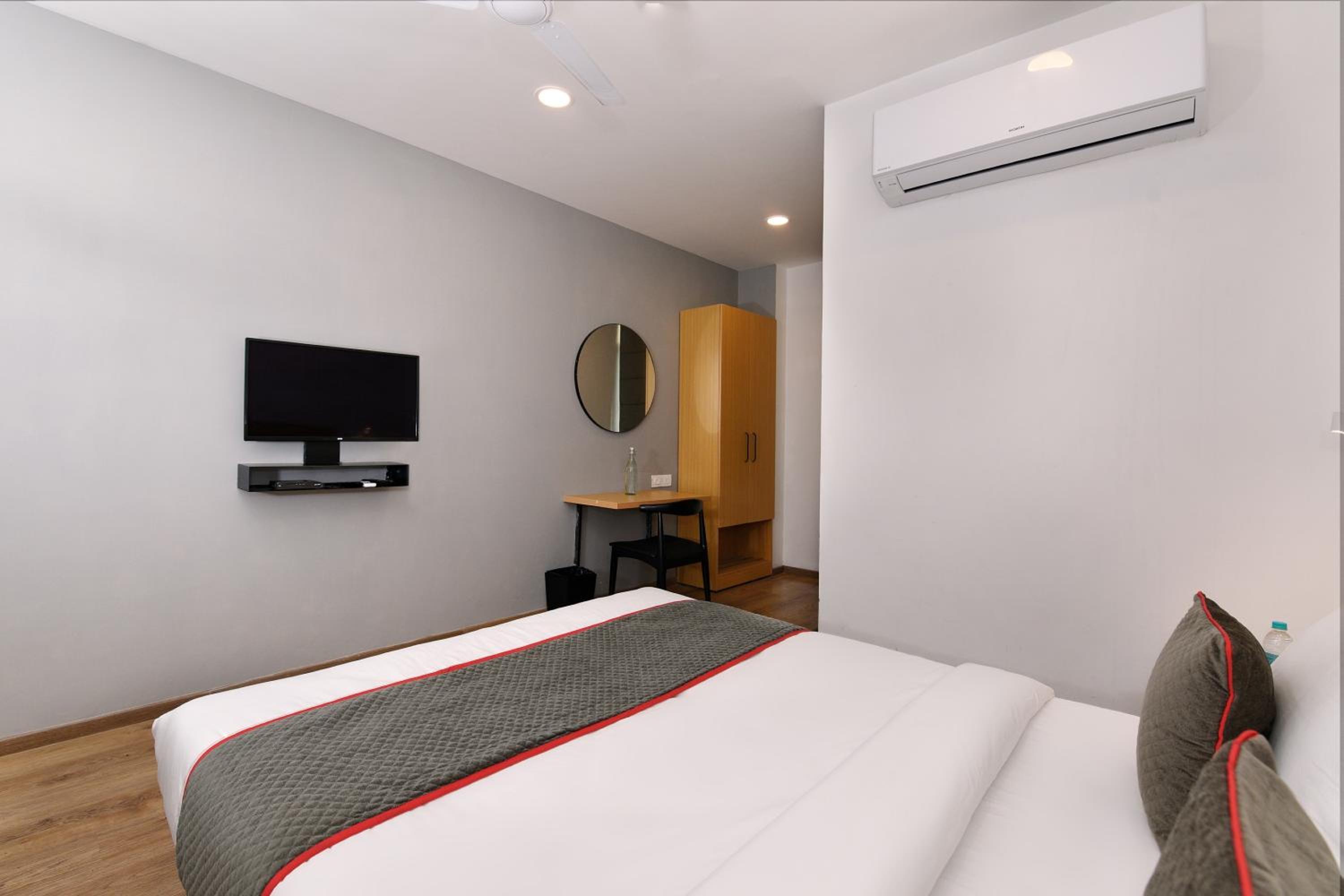 Standard Double Room photo 3
