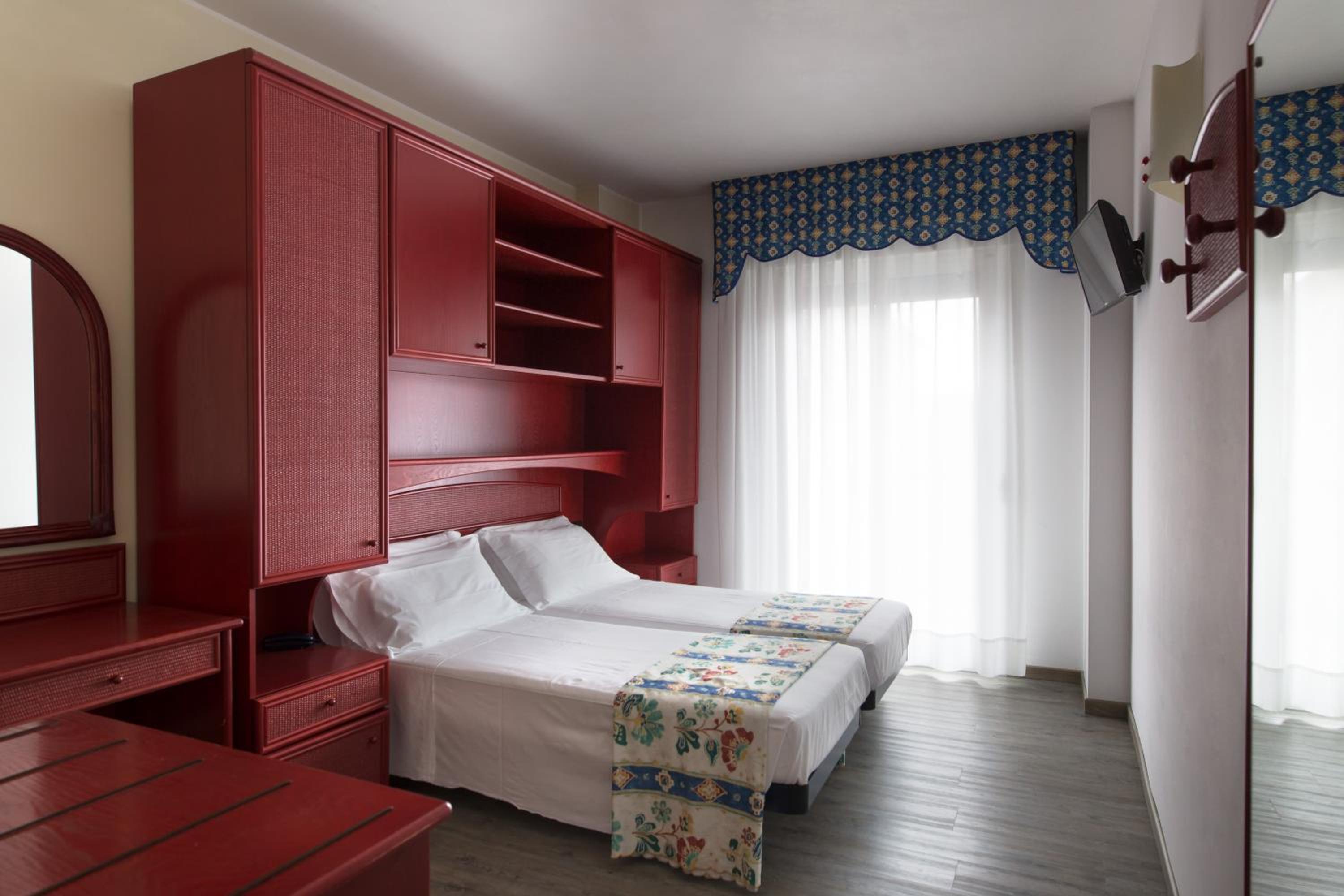 Double or Twin Room photo 1