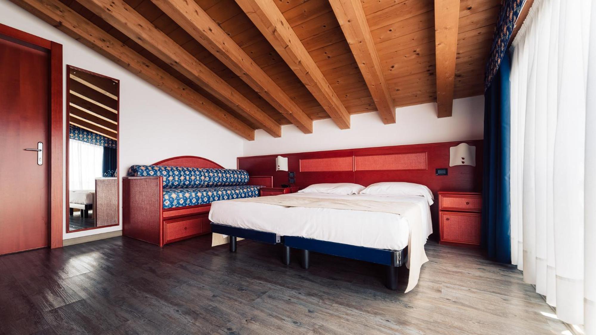 Triple Room with View photo 2
