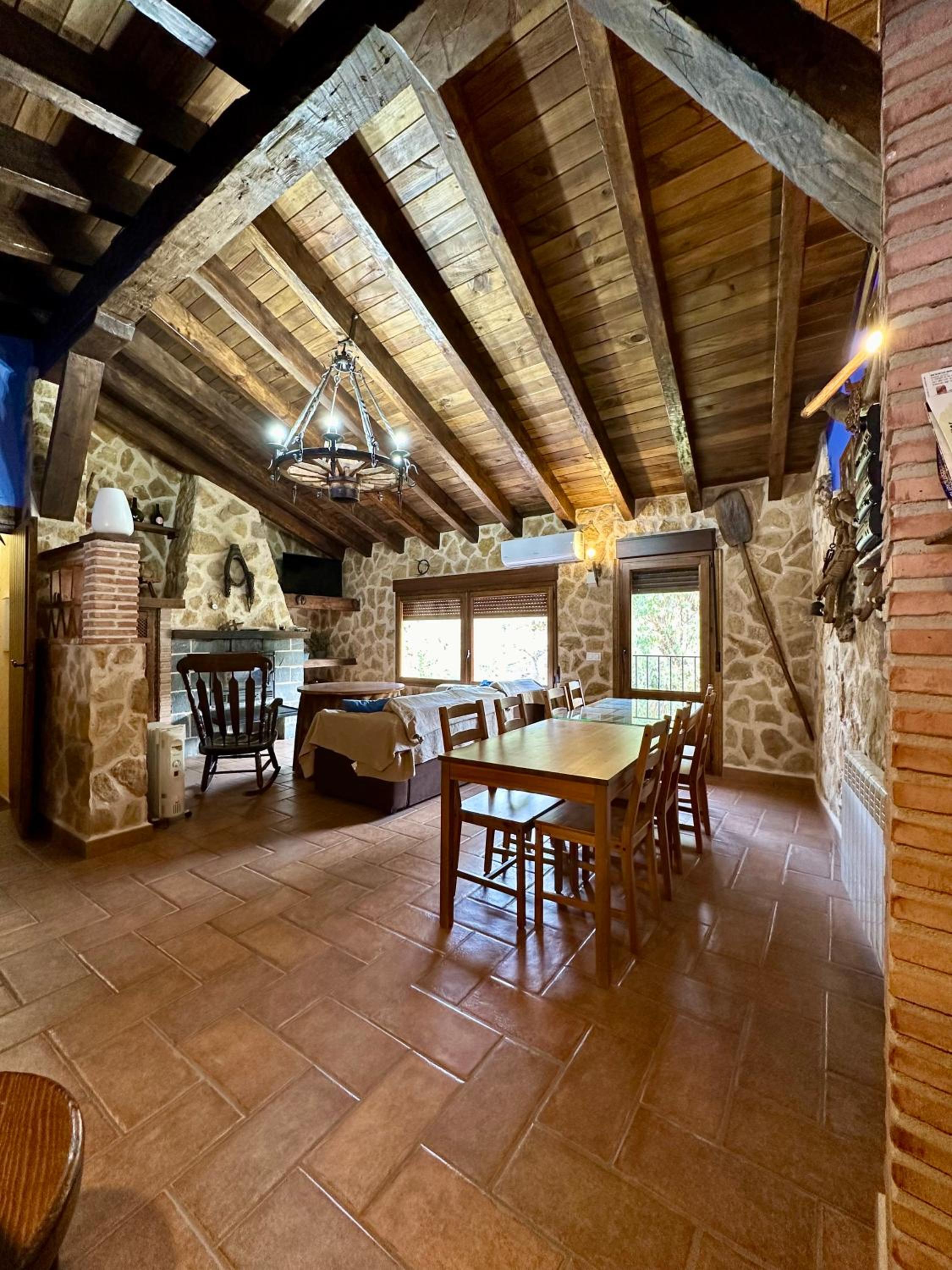 Casa adosada de tres habitaciones