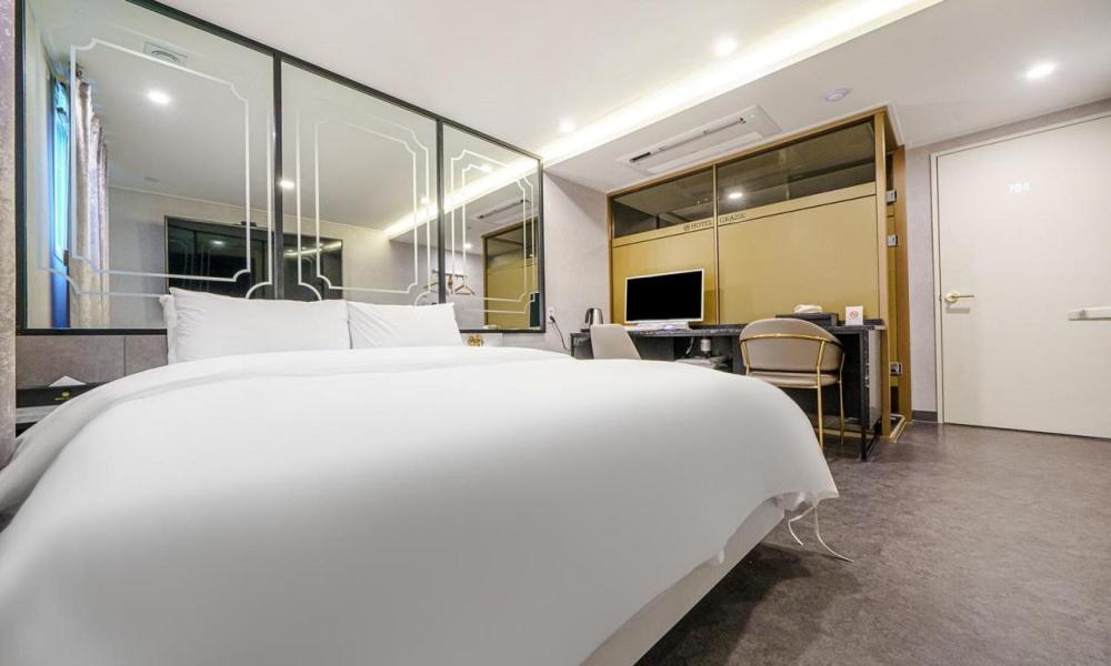 Deluxe Double Room - Photo 6