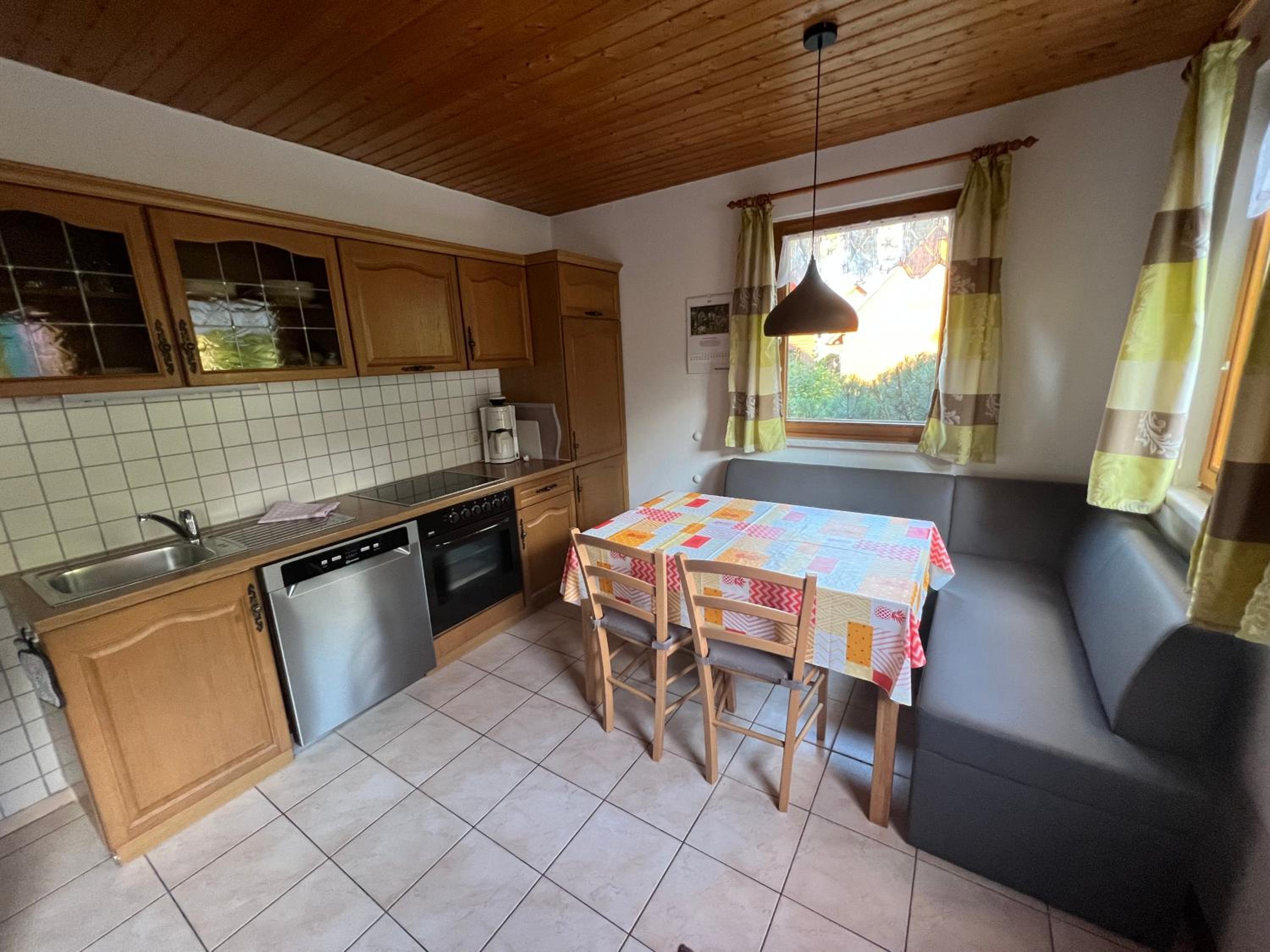Three-Bedroom House photo 3