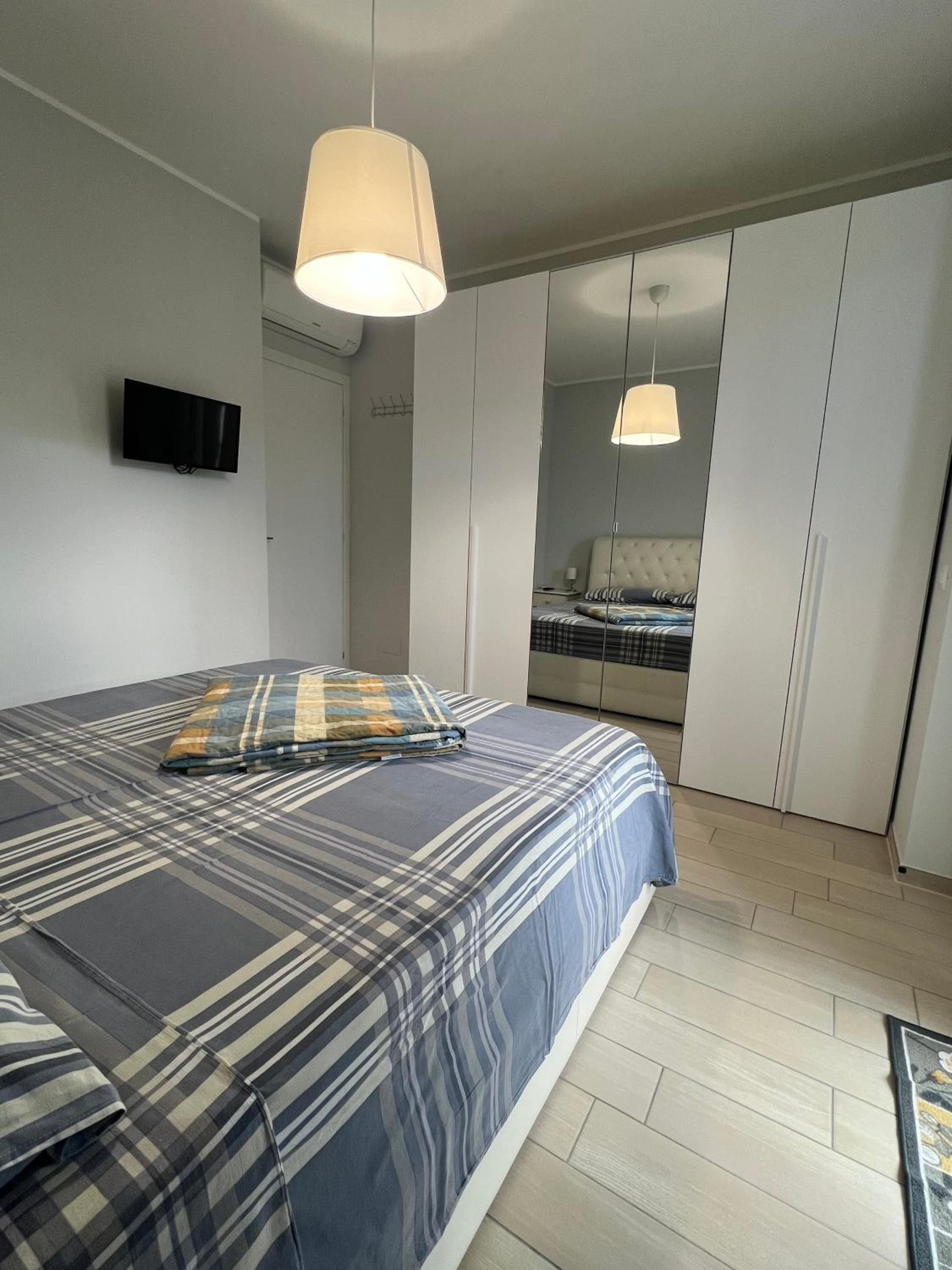Apartment with Balcony photo 2