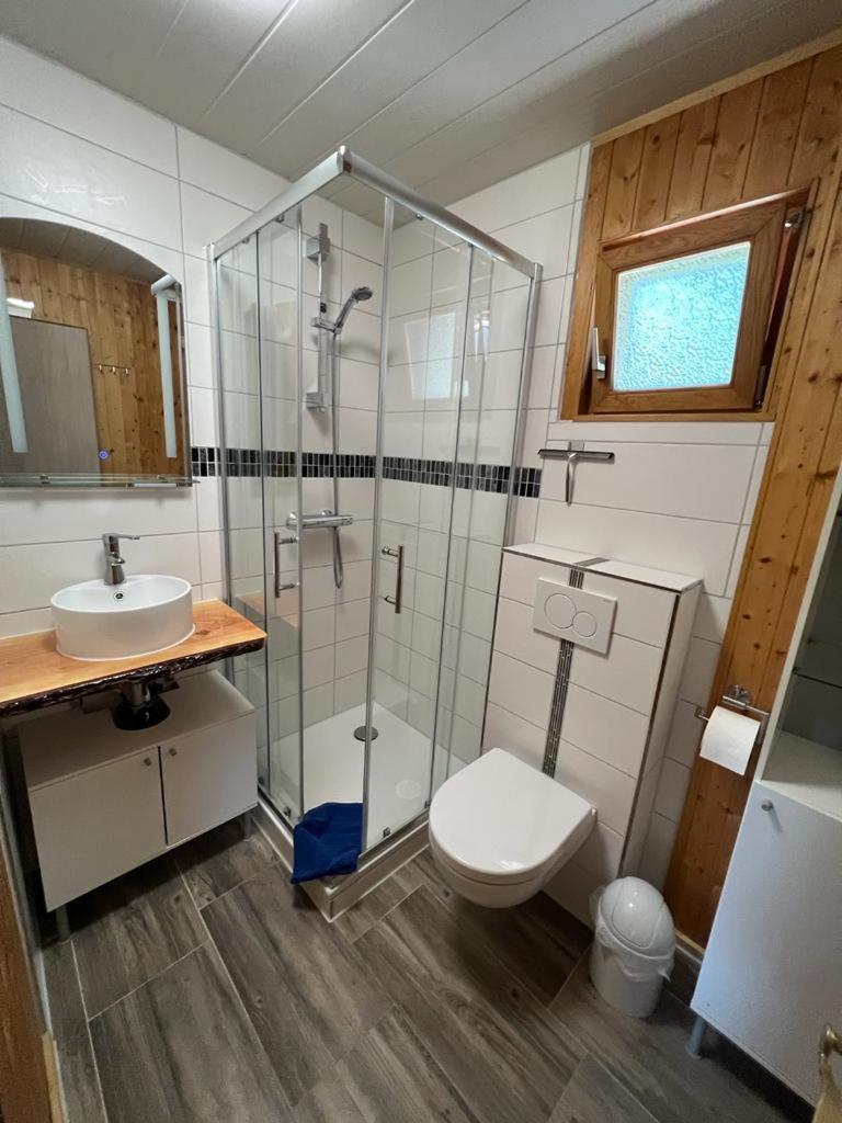 Two-Bedroom House photo 3