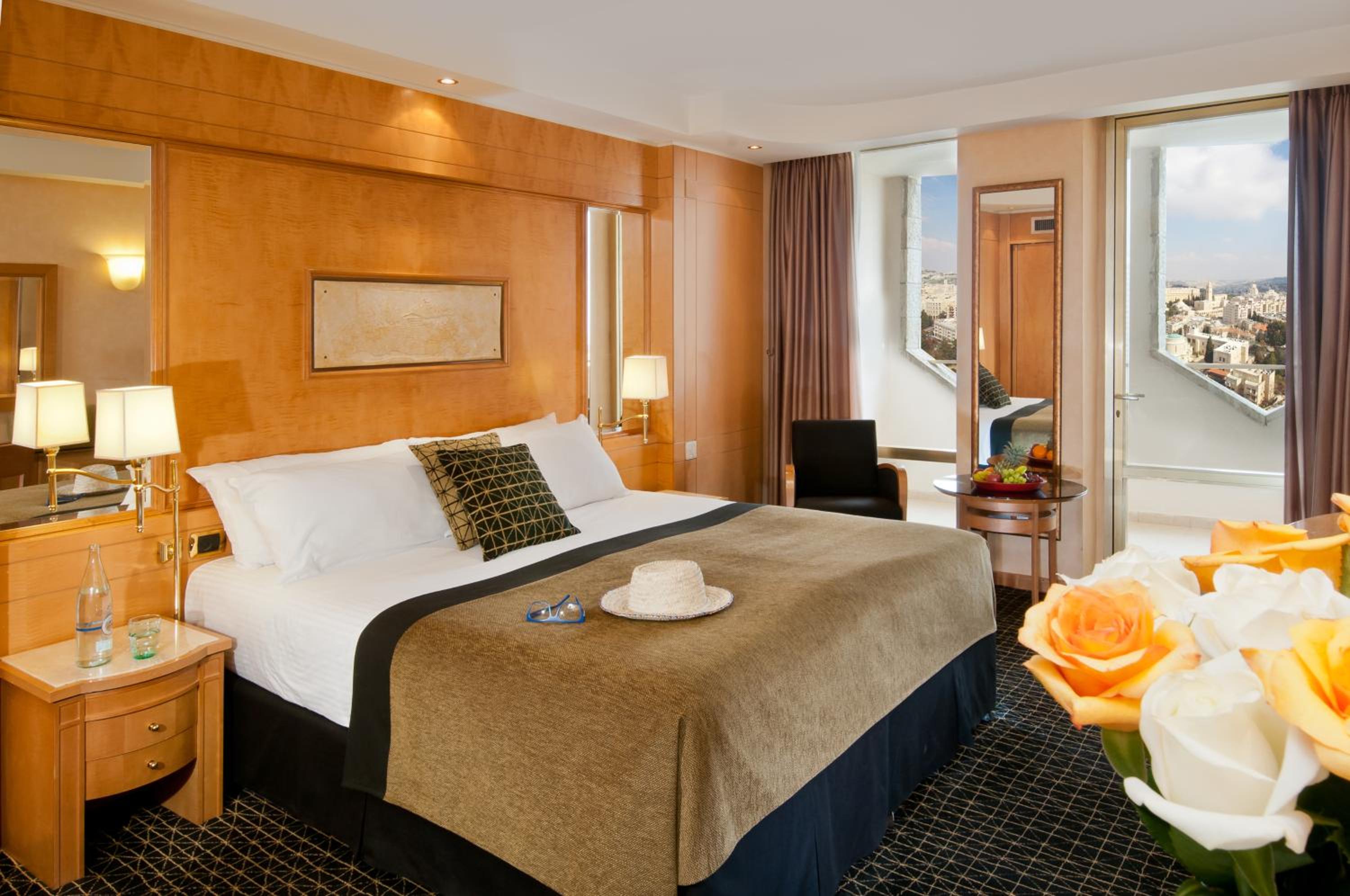 Executive Room with Balcony and Old City View - Photo 1