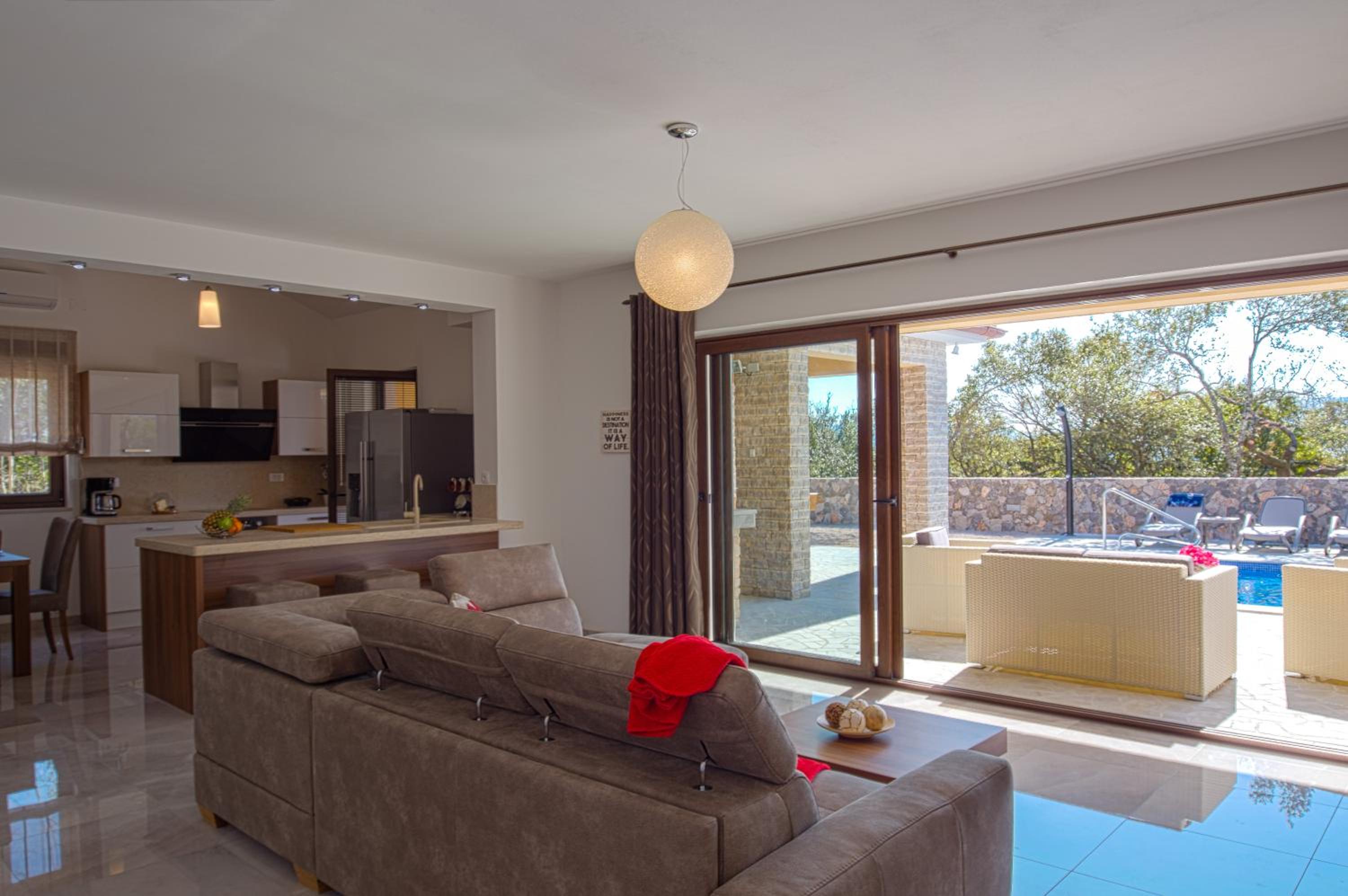 Three-Bedroom Villa photo 1
