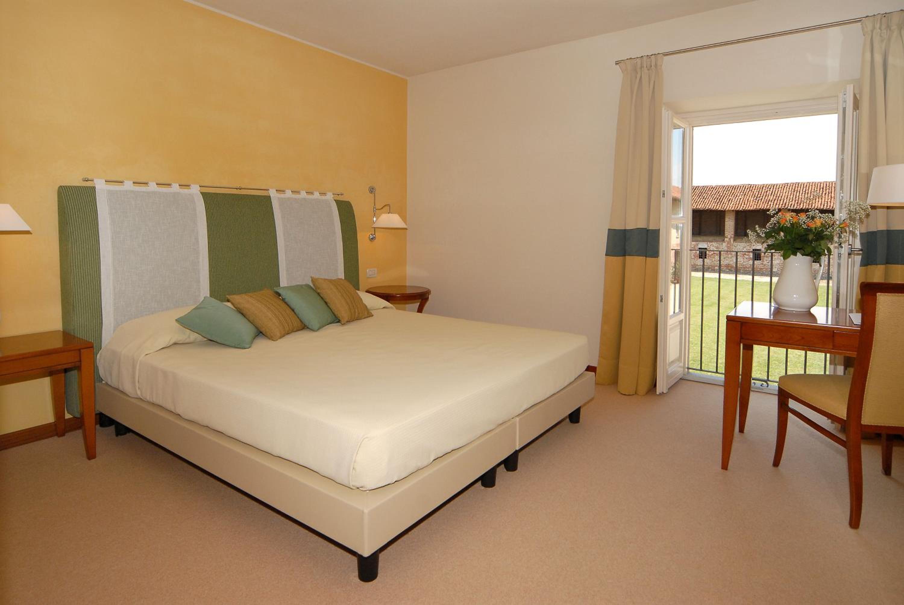 Premier Double or Twin Room - Photo 4