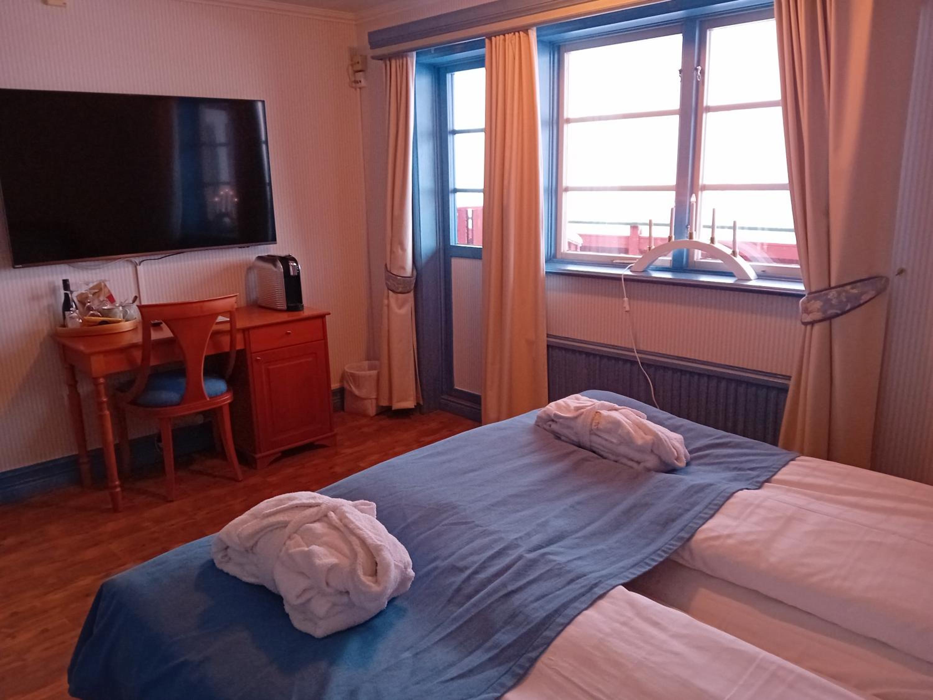 Junior Suite with Balcony