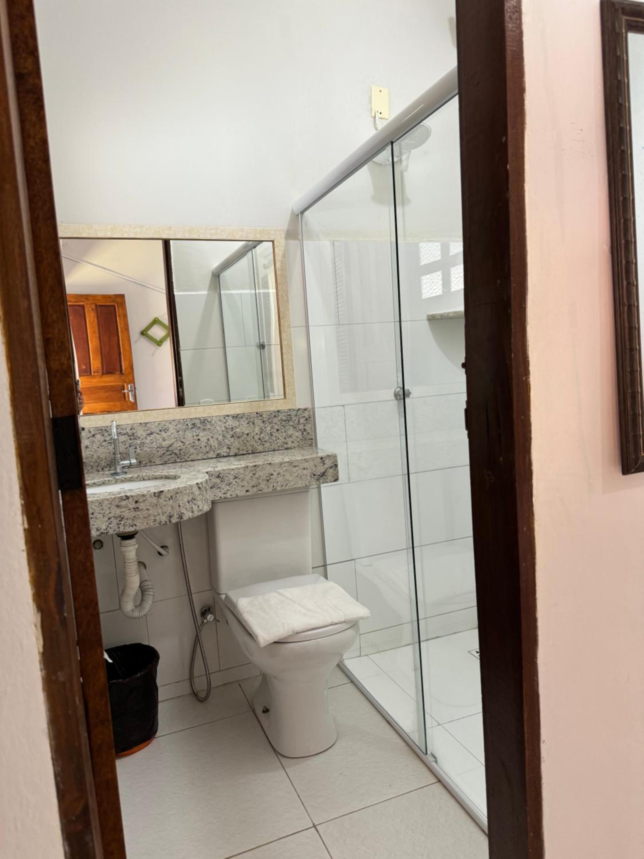 Double Room - Photo 18