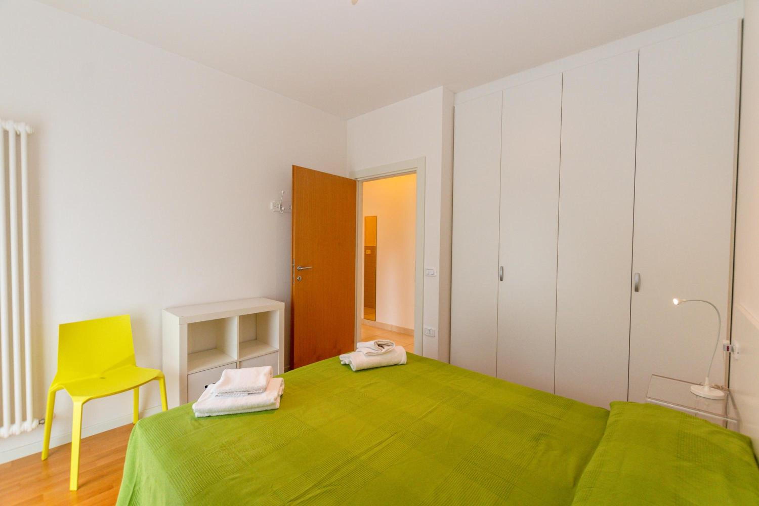 Apartment with Balcony photo 2