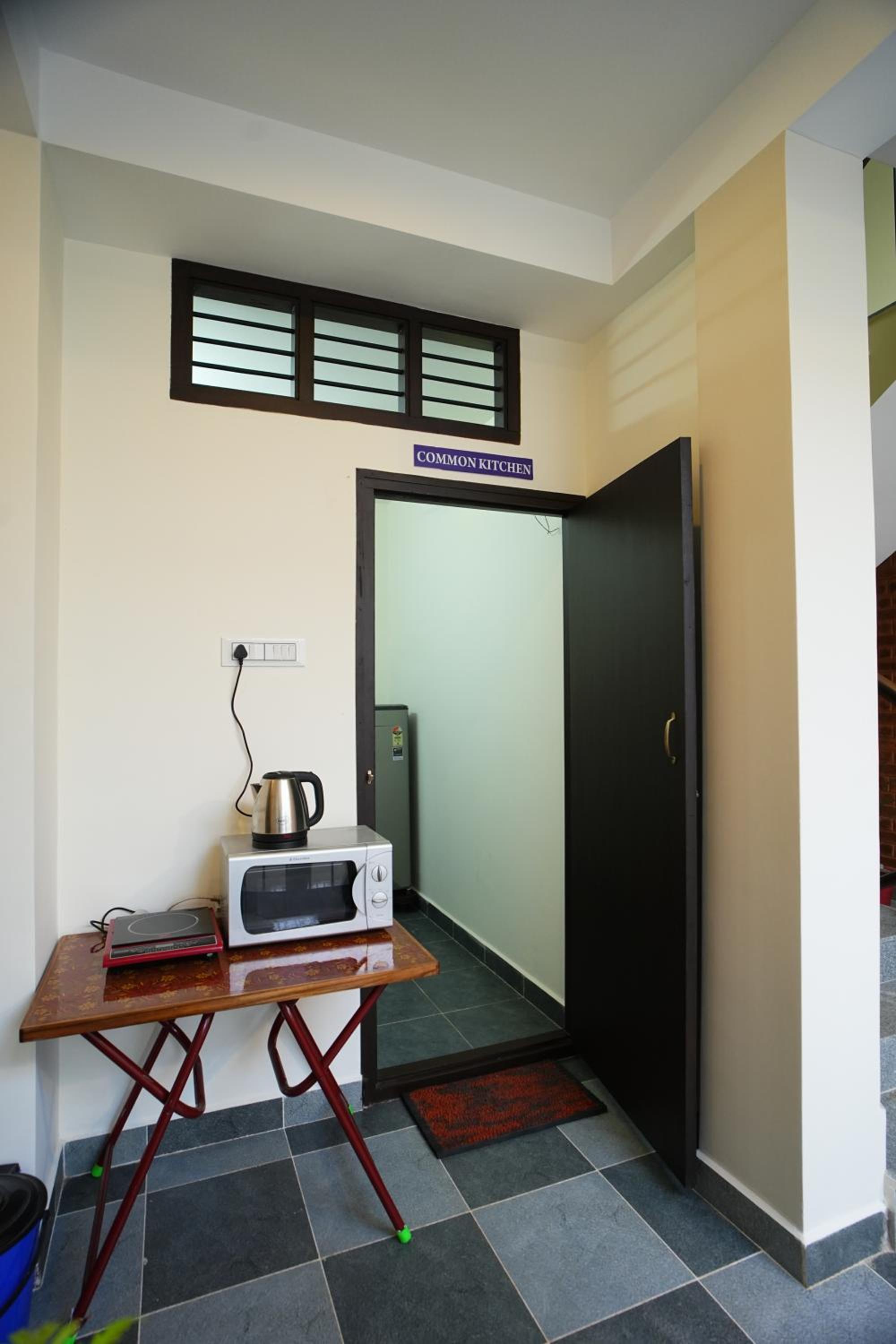 Family Room with Balcony photo 2