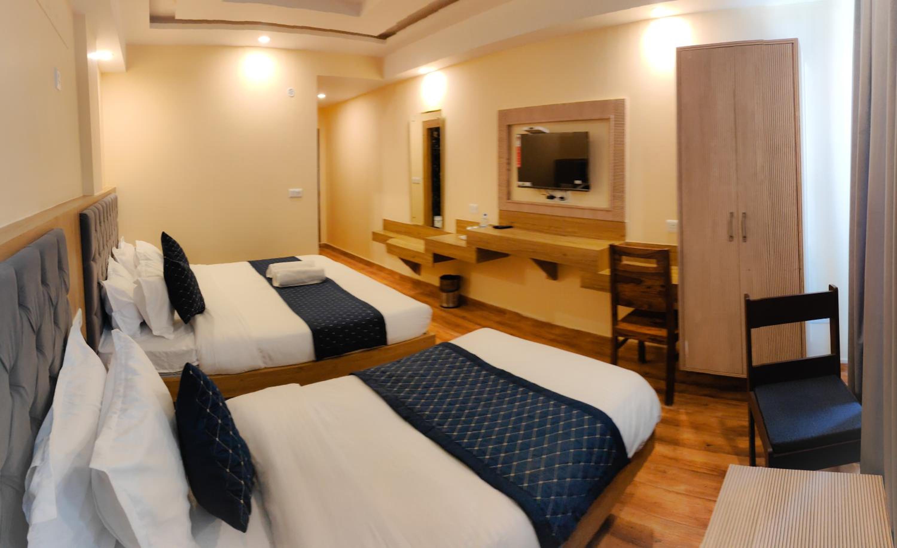 Superior Triple Room - Photo 13