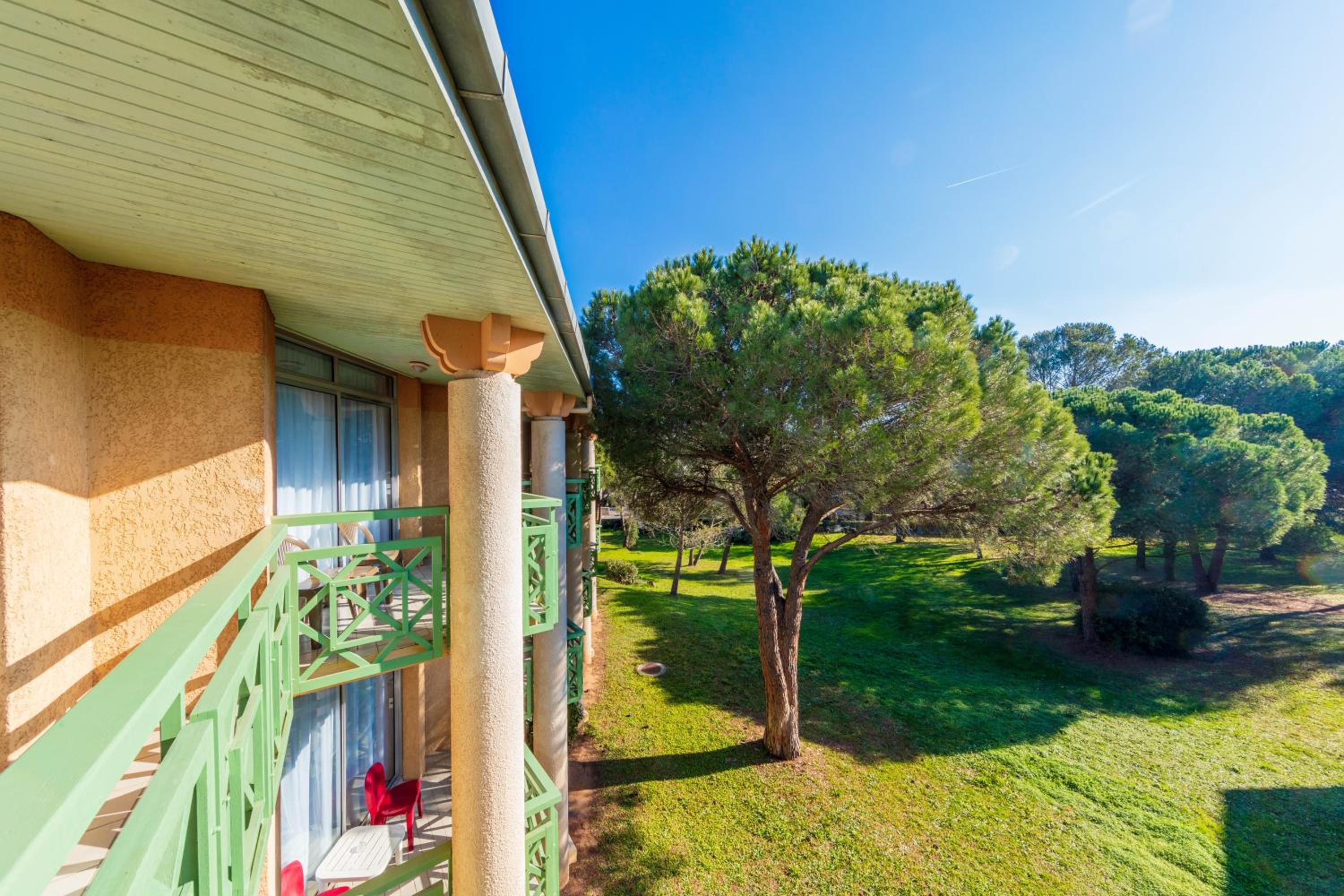 Double Room with Garden View and Spa Access Included photo 2