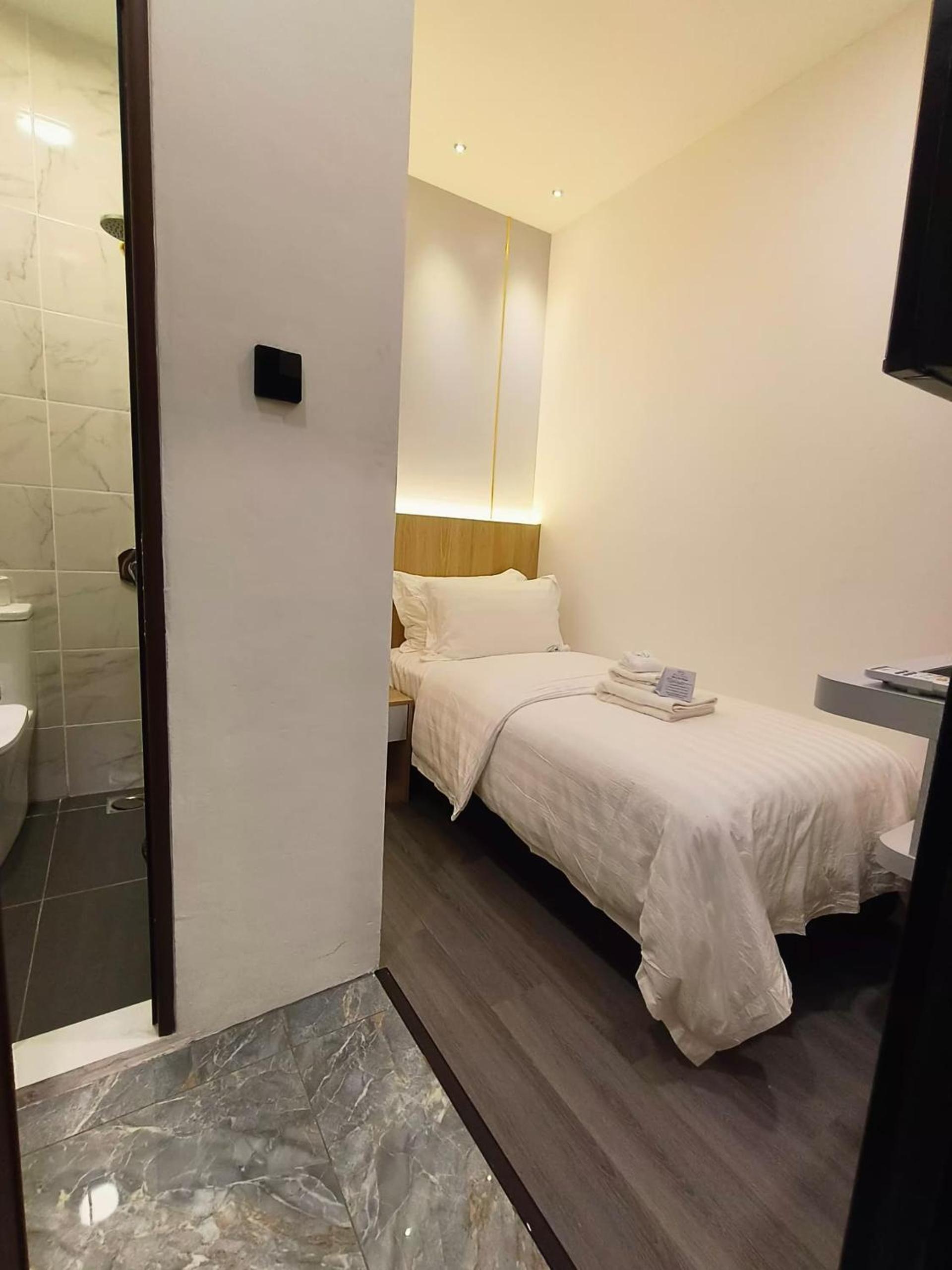 Standard Single Room photo 2