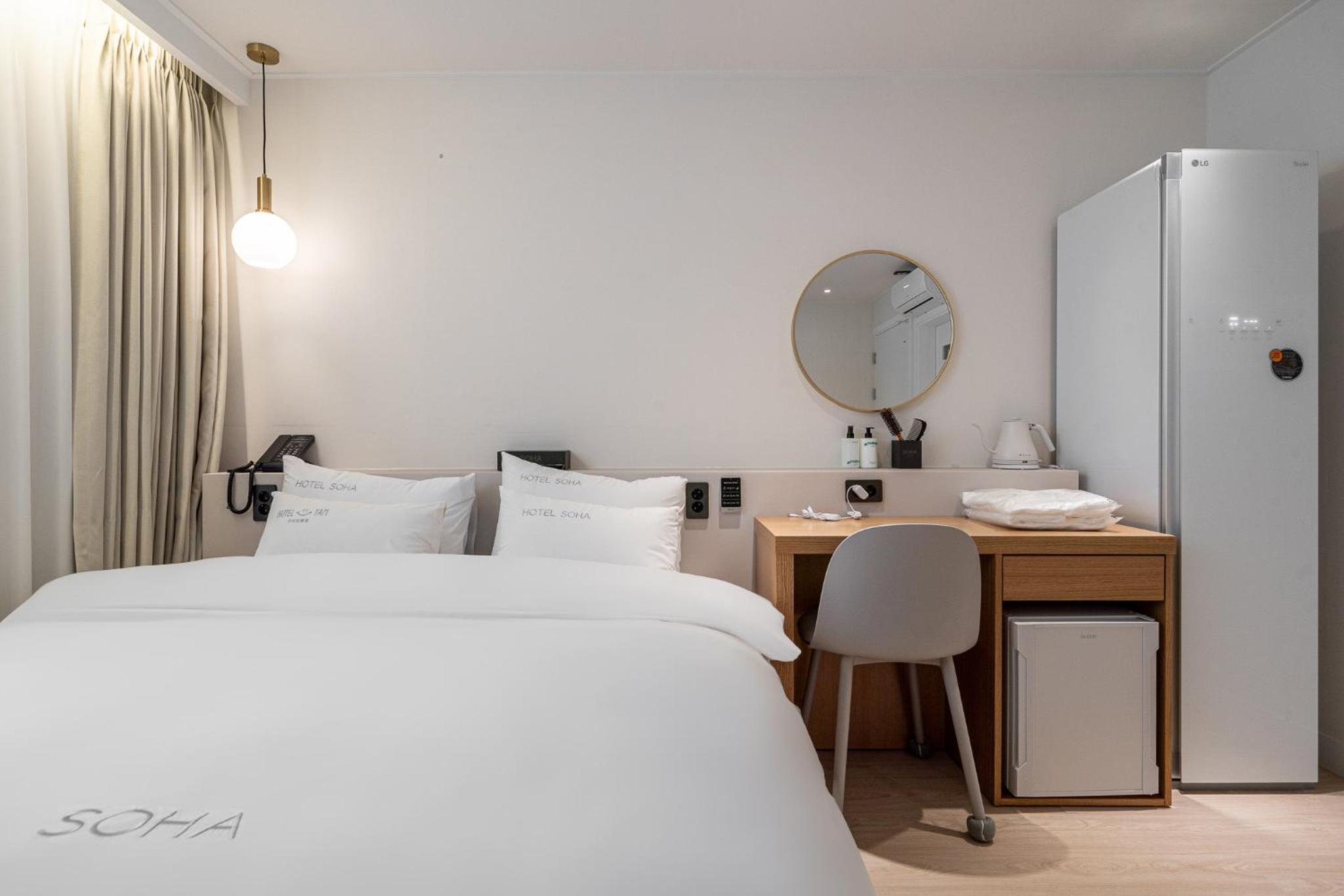 Large Double Room photo 3