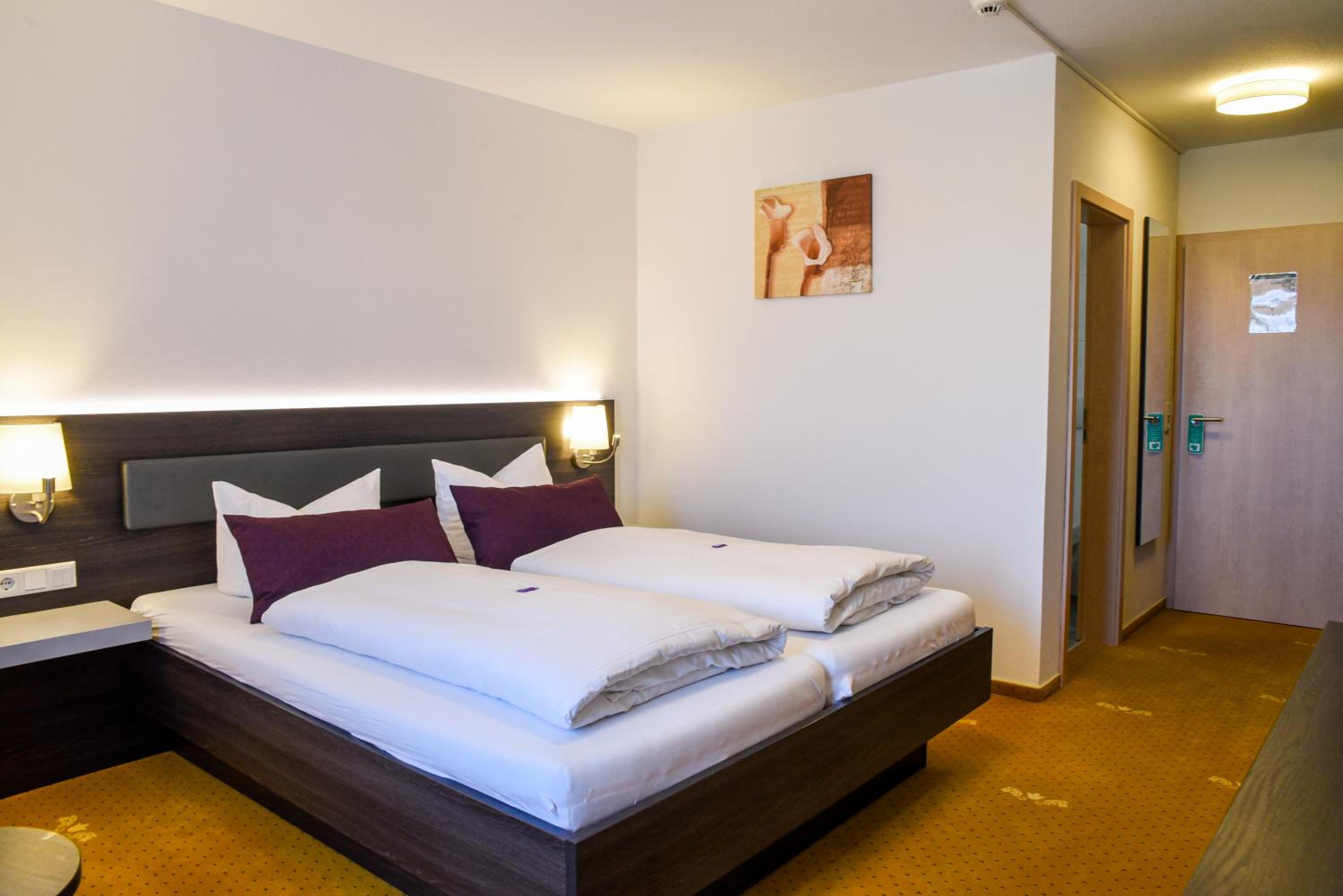 Double Room - Photo 2