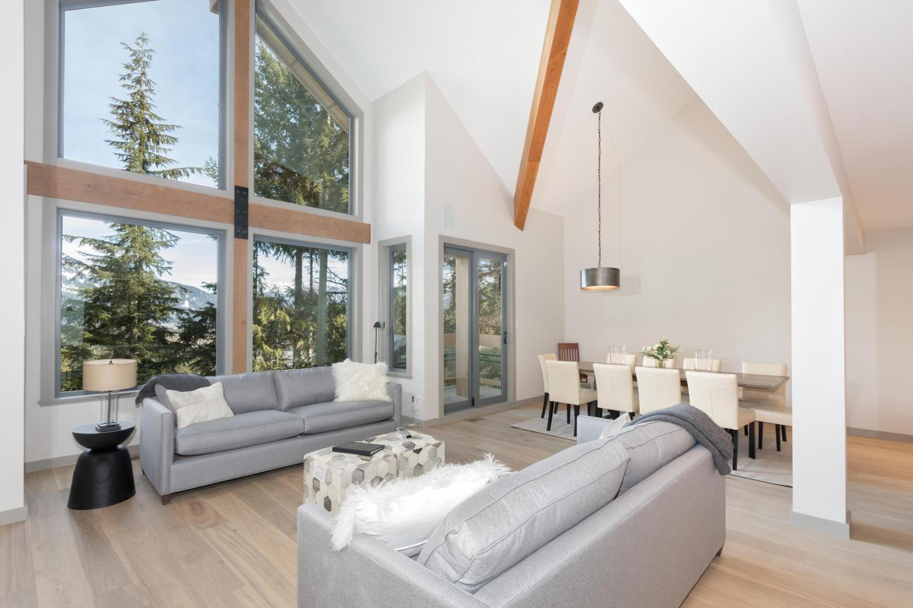 Five-Bedroom Apartment