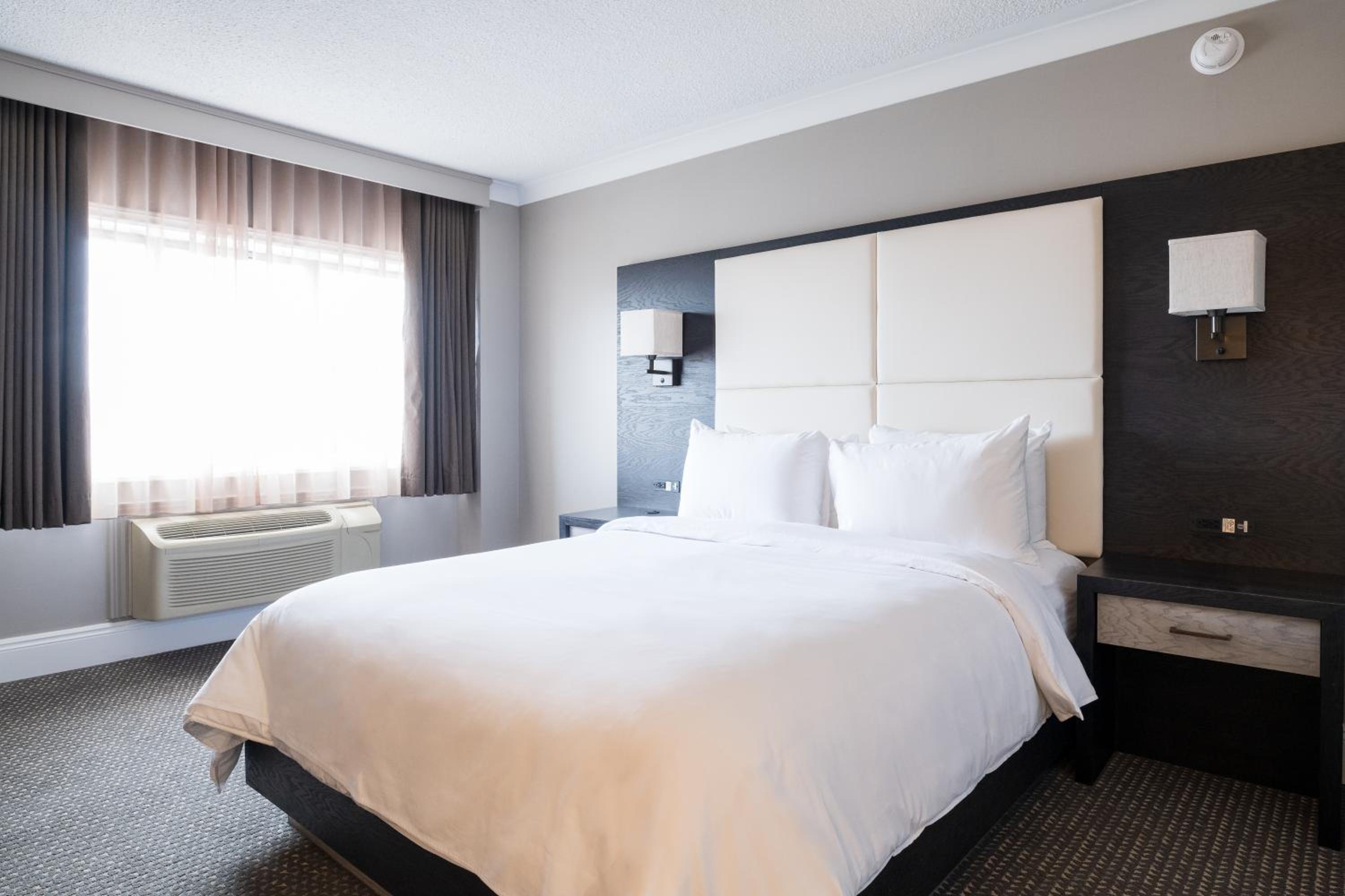 Standard Room - Photo 1