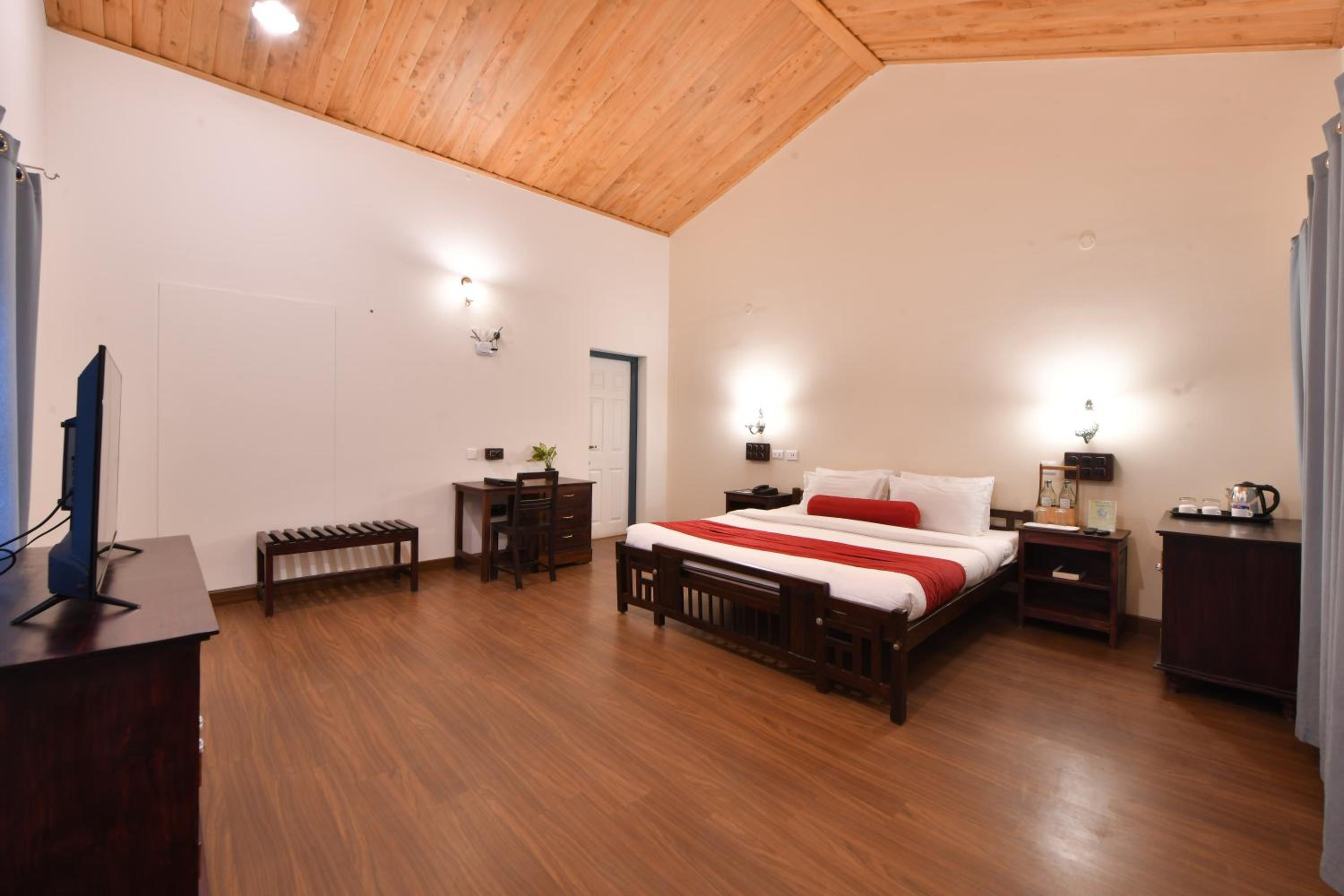 Suite with Garden View - Photo 1