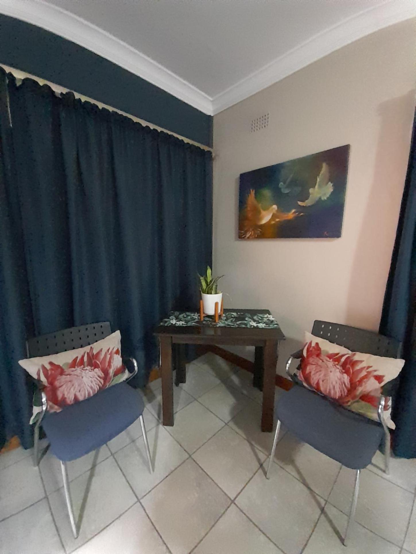One-Bedroom Apartment - Photo 29