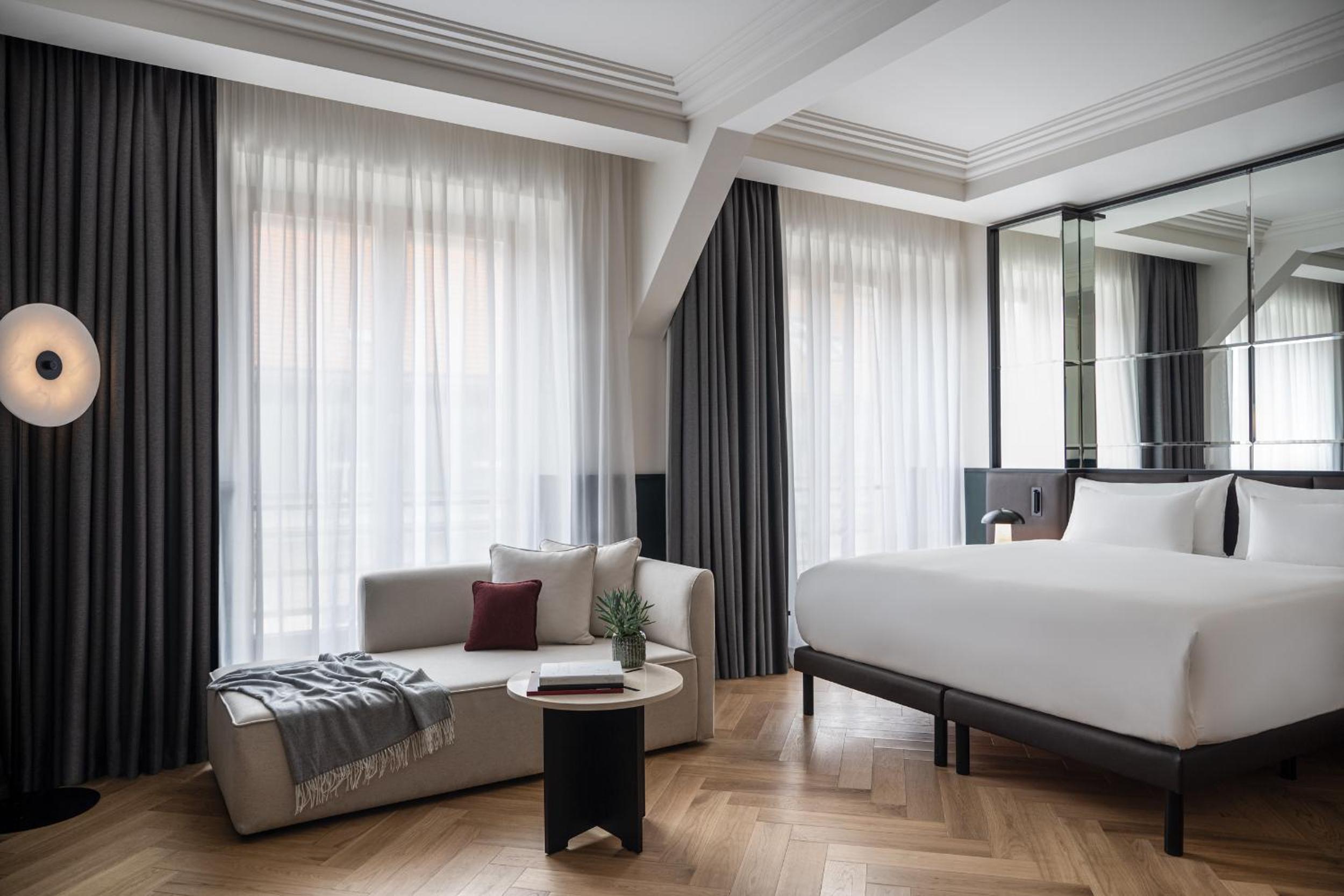 Junior Suite - Photo 1